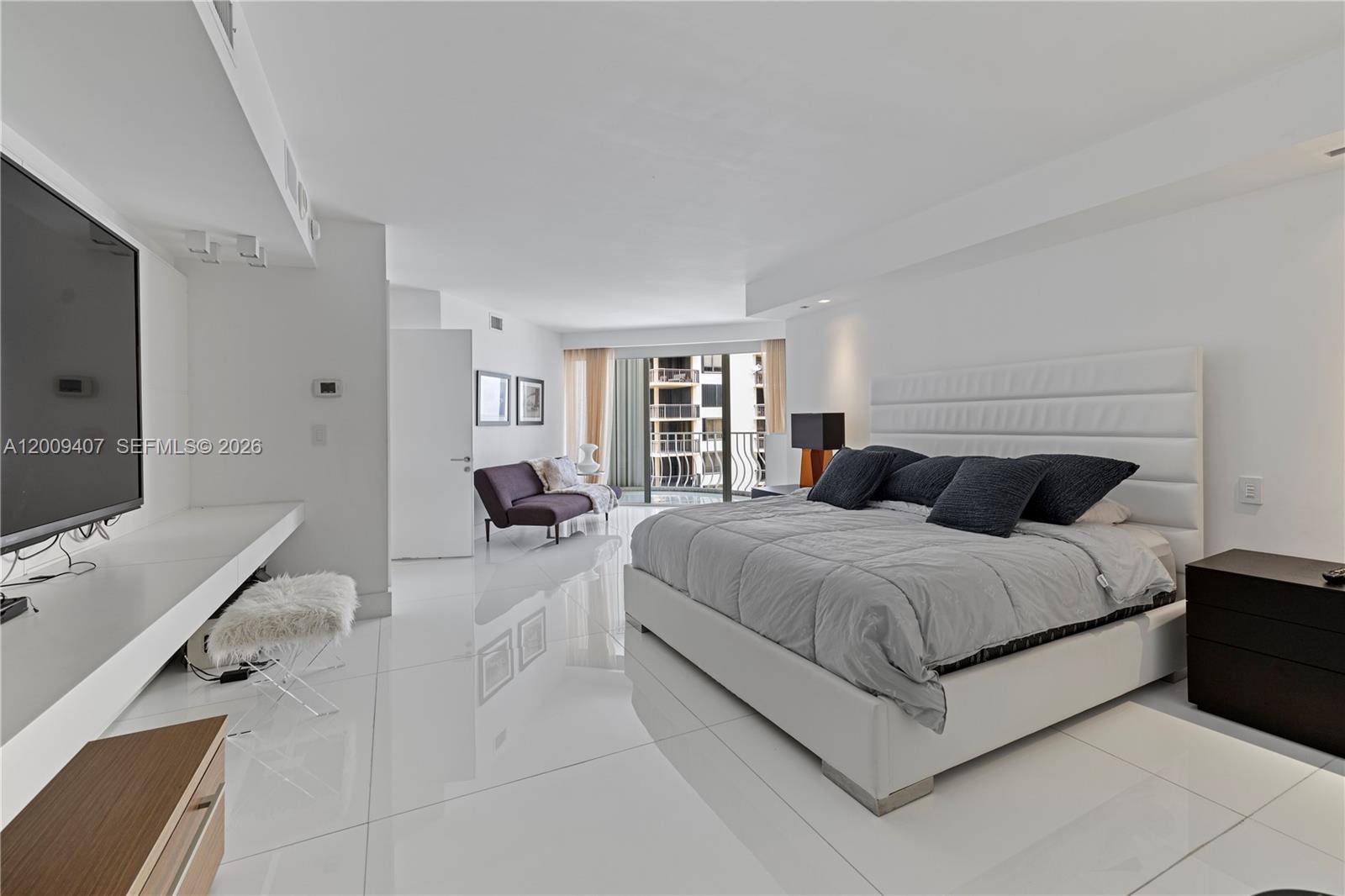 10155 Collins Ave #1210, Bal Harbour FL 33154