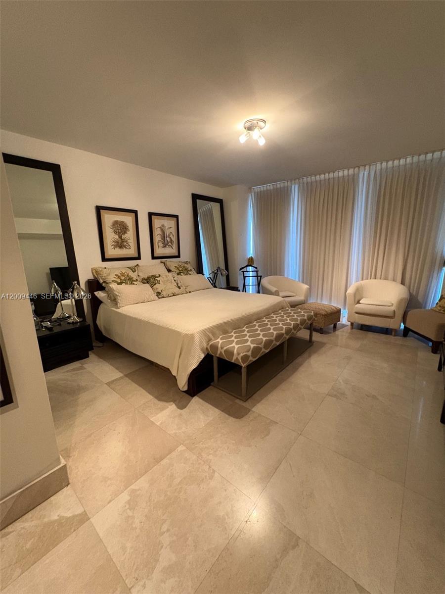 5875 Collins Ave #708, Miami Beach FL 33140