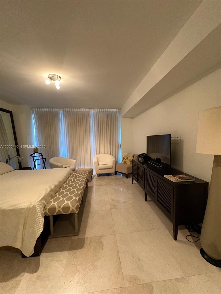 5875 Collins Ave #708, Miami Beach FL 33140
