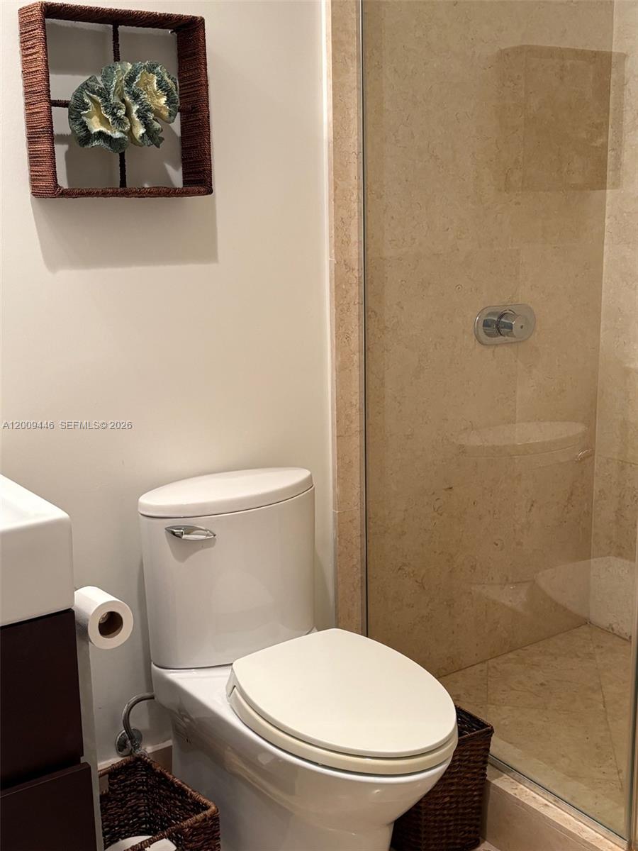5875 Collins Ave #708, Miami Beach FL 33140