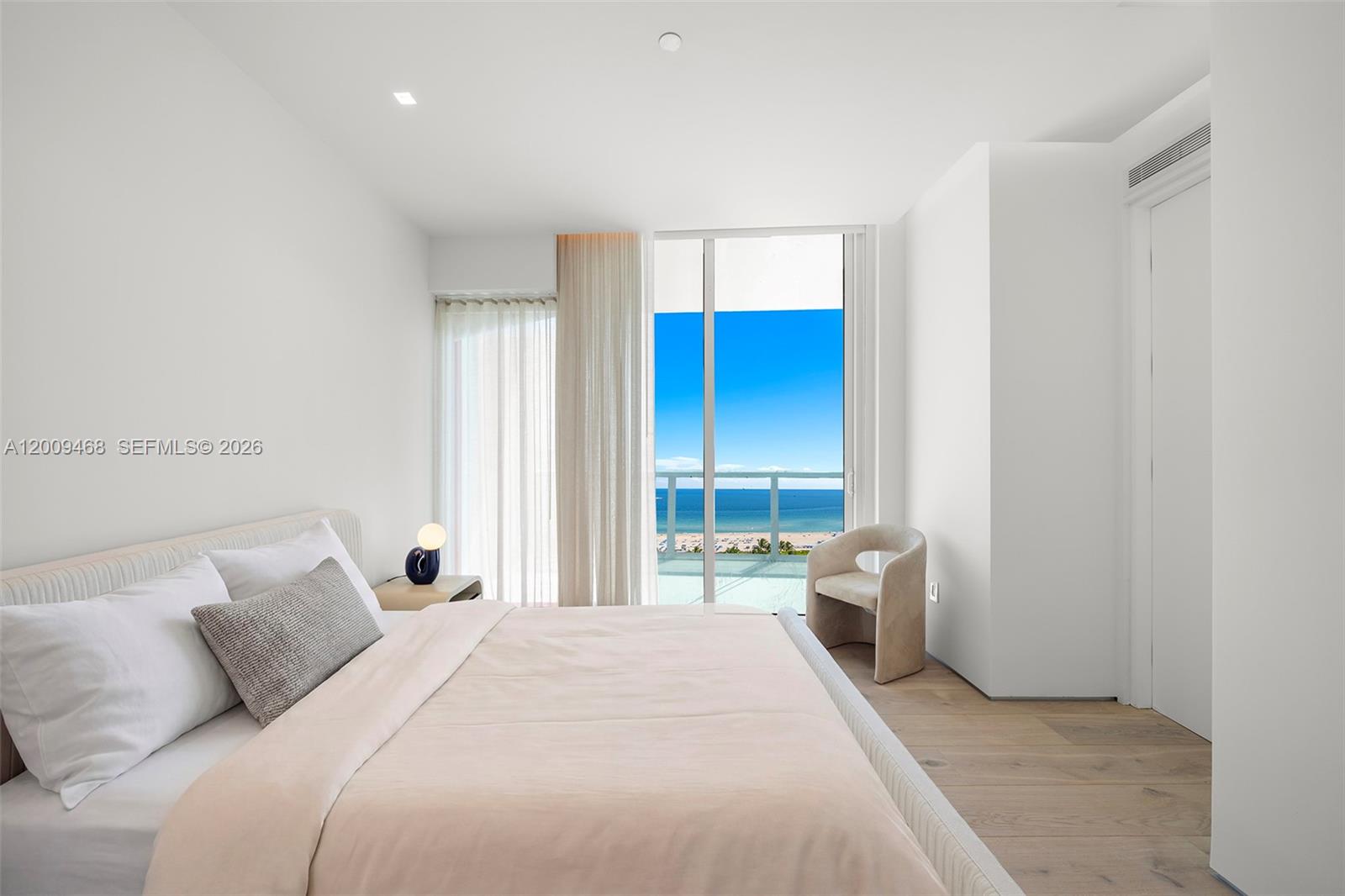 100 S Pointe Dr #1206, Miami Beach FL 33139
