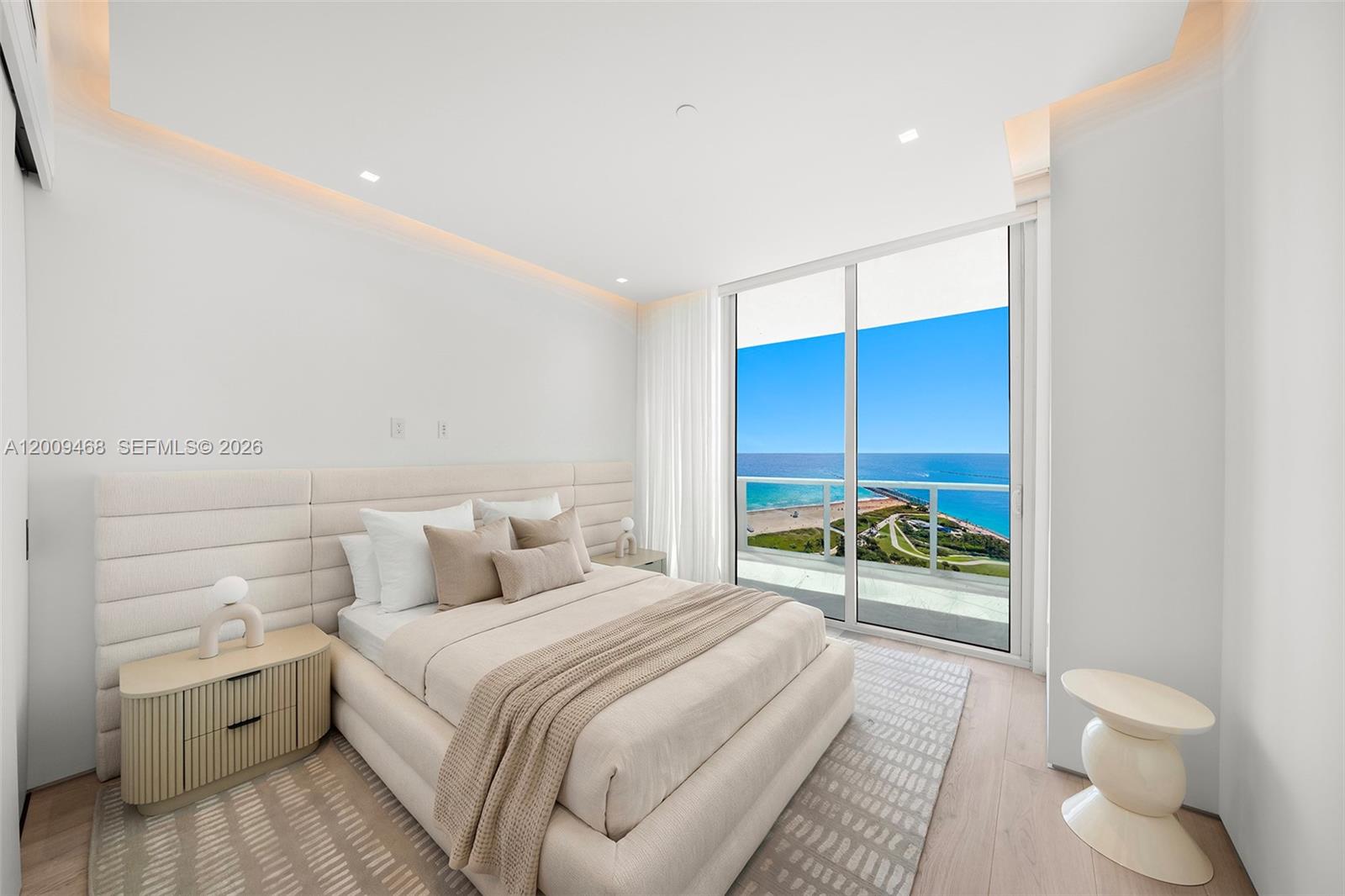 100 S Pointe Dr #1206, Miami Beach FL 33139