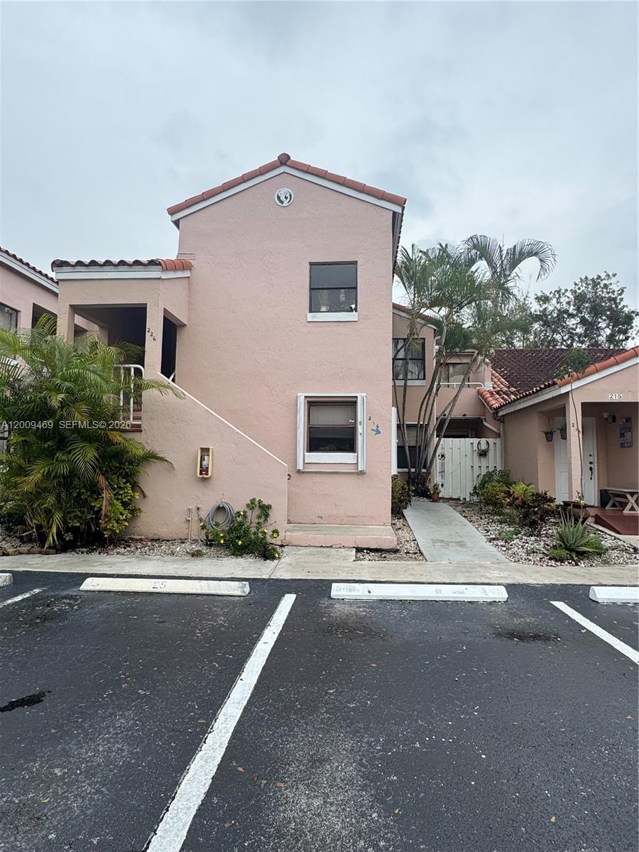11810 SW 80th St #216, Miami FL 33183
