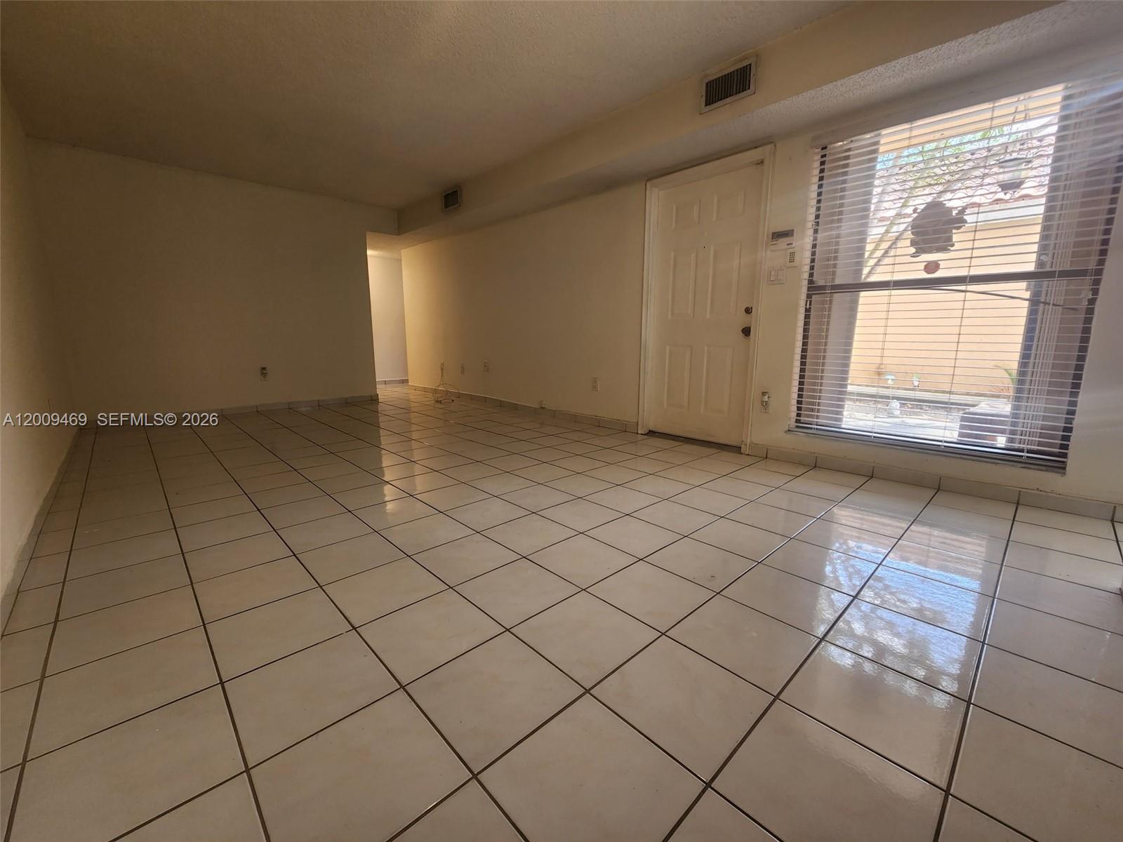 11810 SW 80th St #216, Miami FL 33183