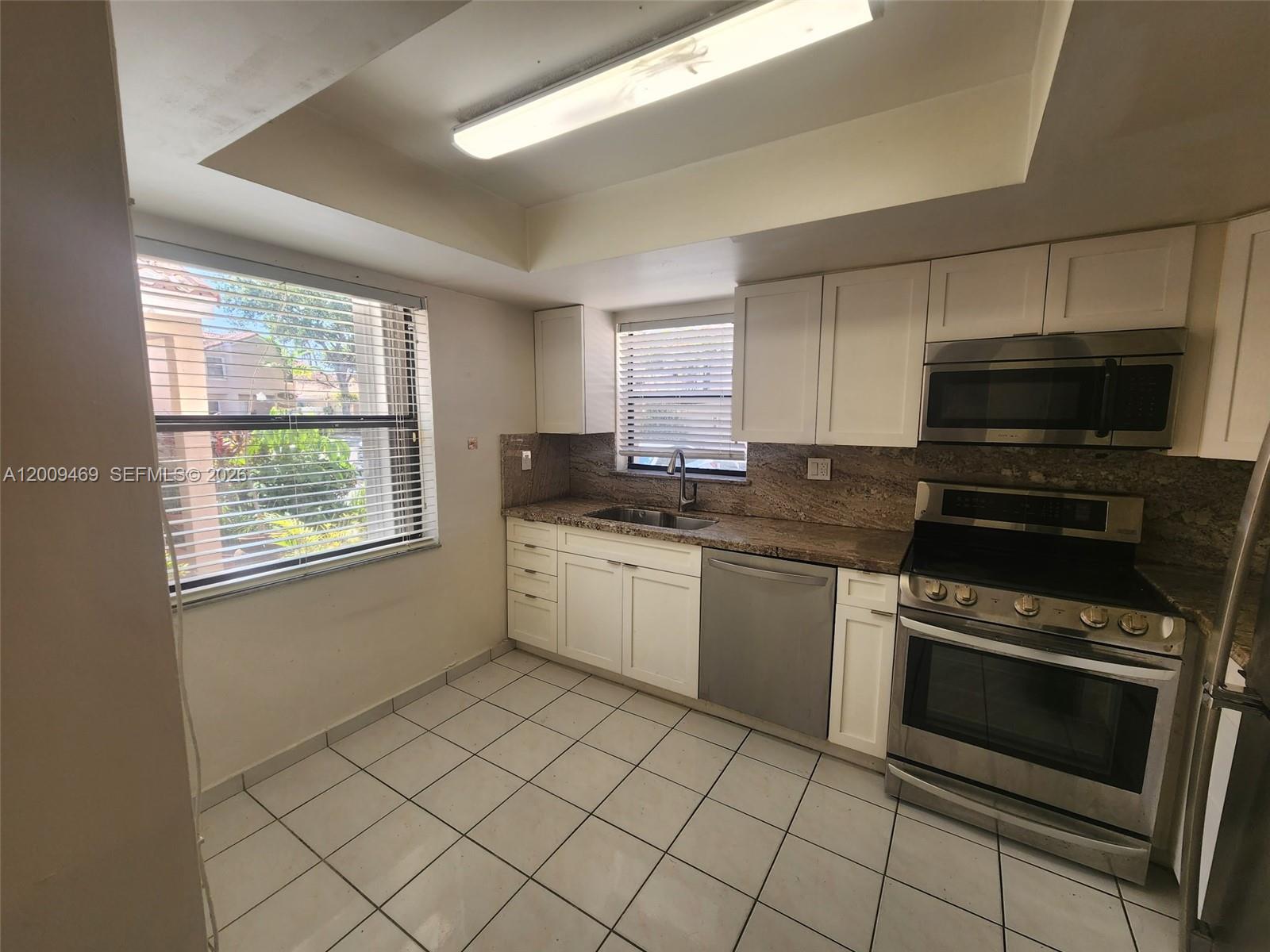 11810 SW 80th St #216, Miami FL 33183