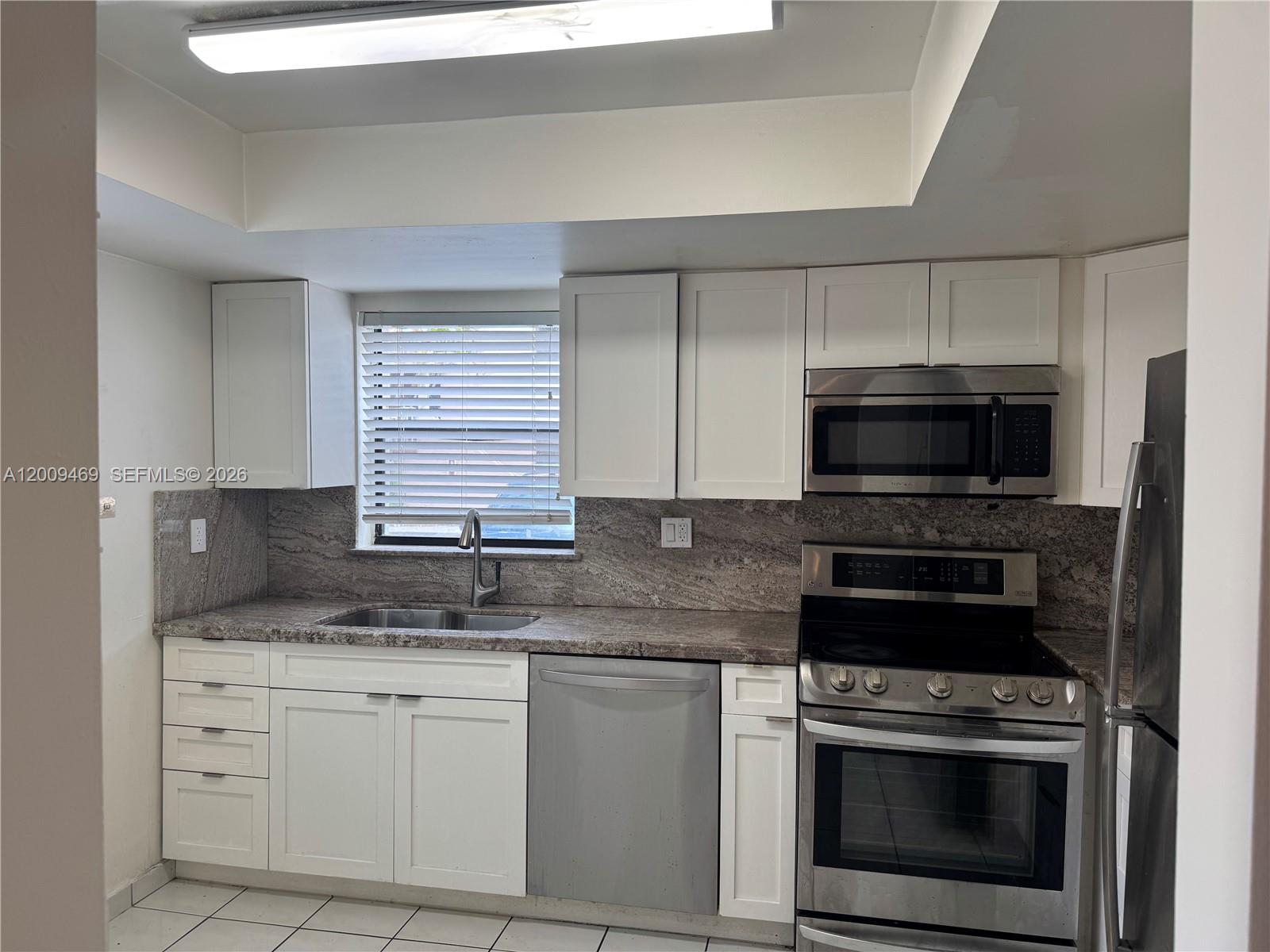 11810 SW 80th St #216, Miami FL 33183