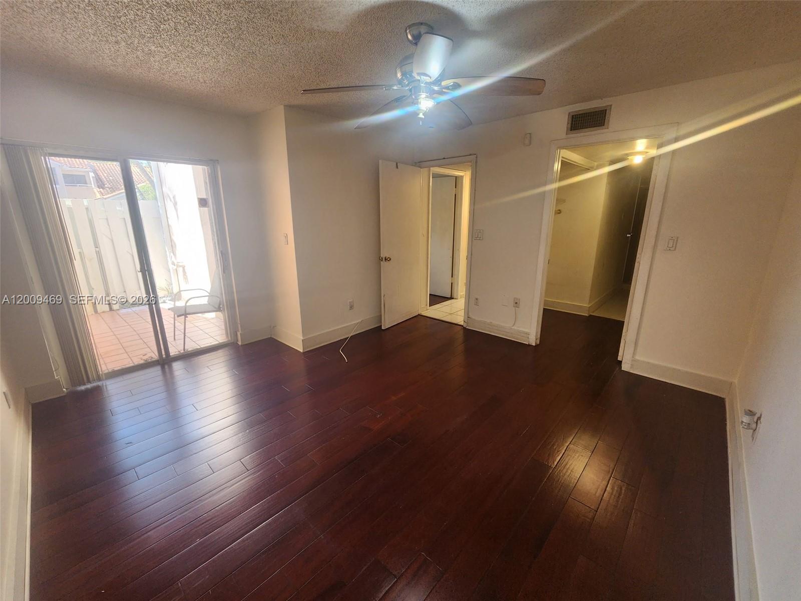 11810 SW 80th St #216, Miami FL 33183