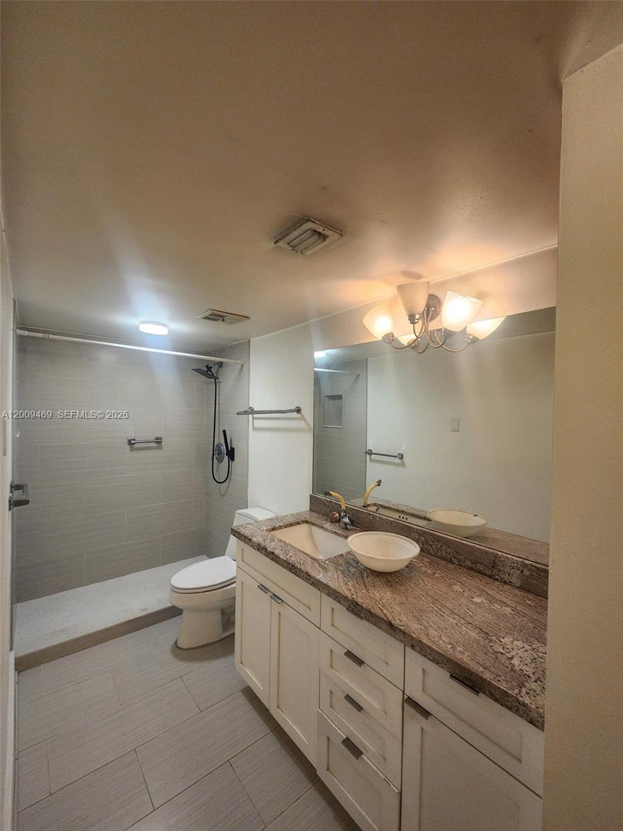 11810 SW 80th St #216, Miami FL 33183