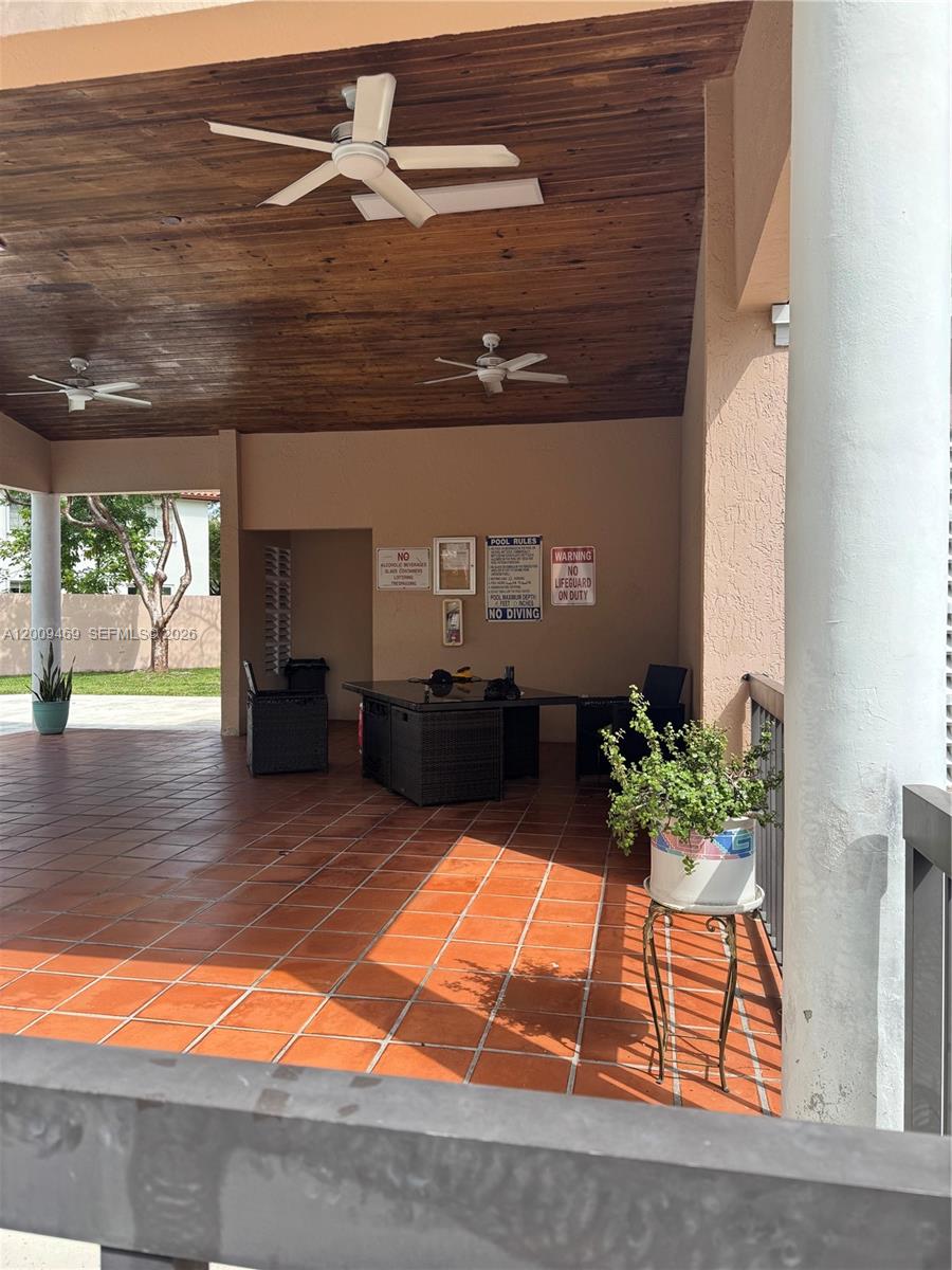 11810 SW 80th St #216, Miami FL 33183