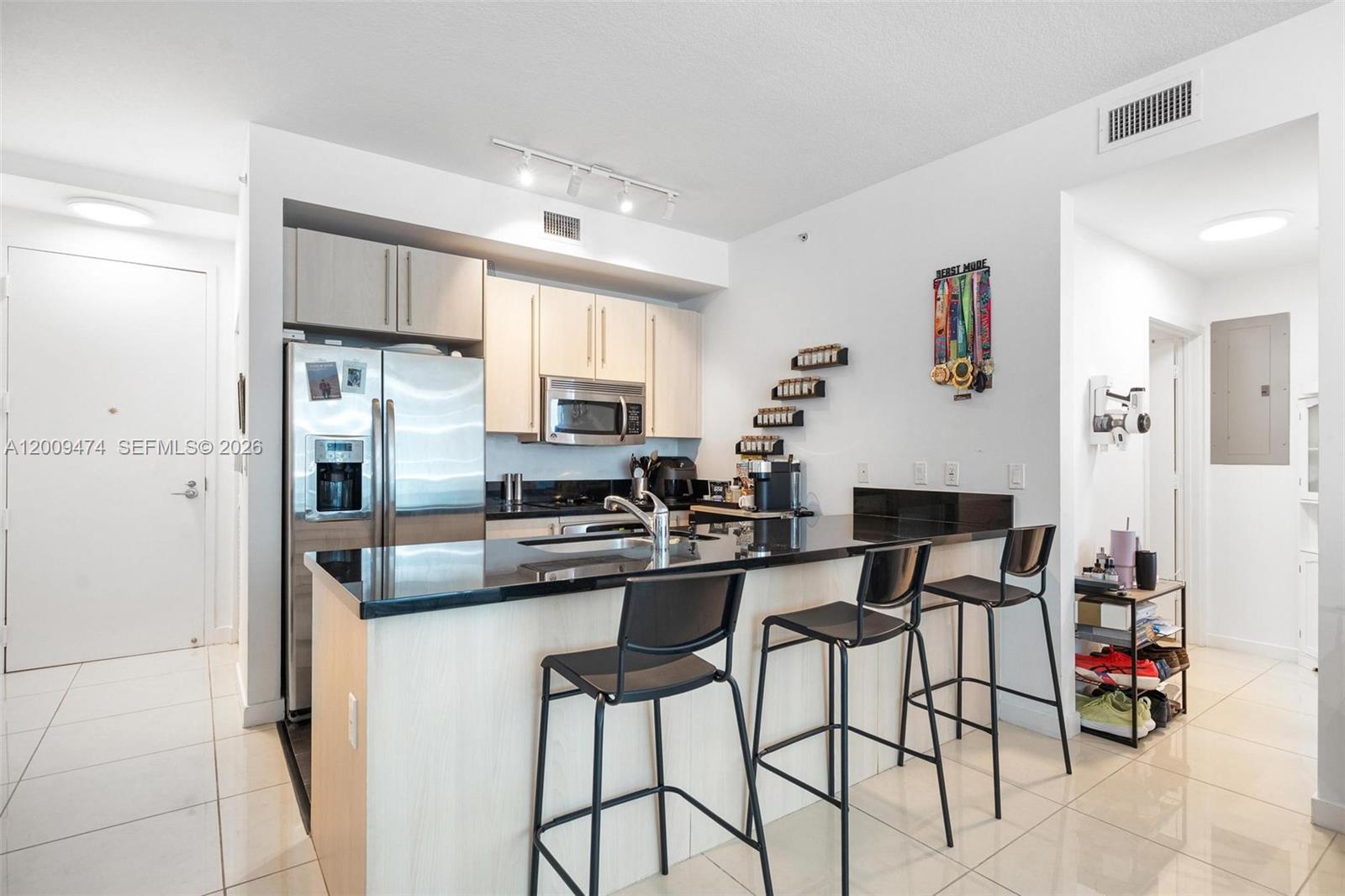 79 SW 12th St #2908-S, Miami FL 33130