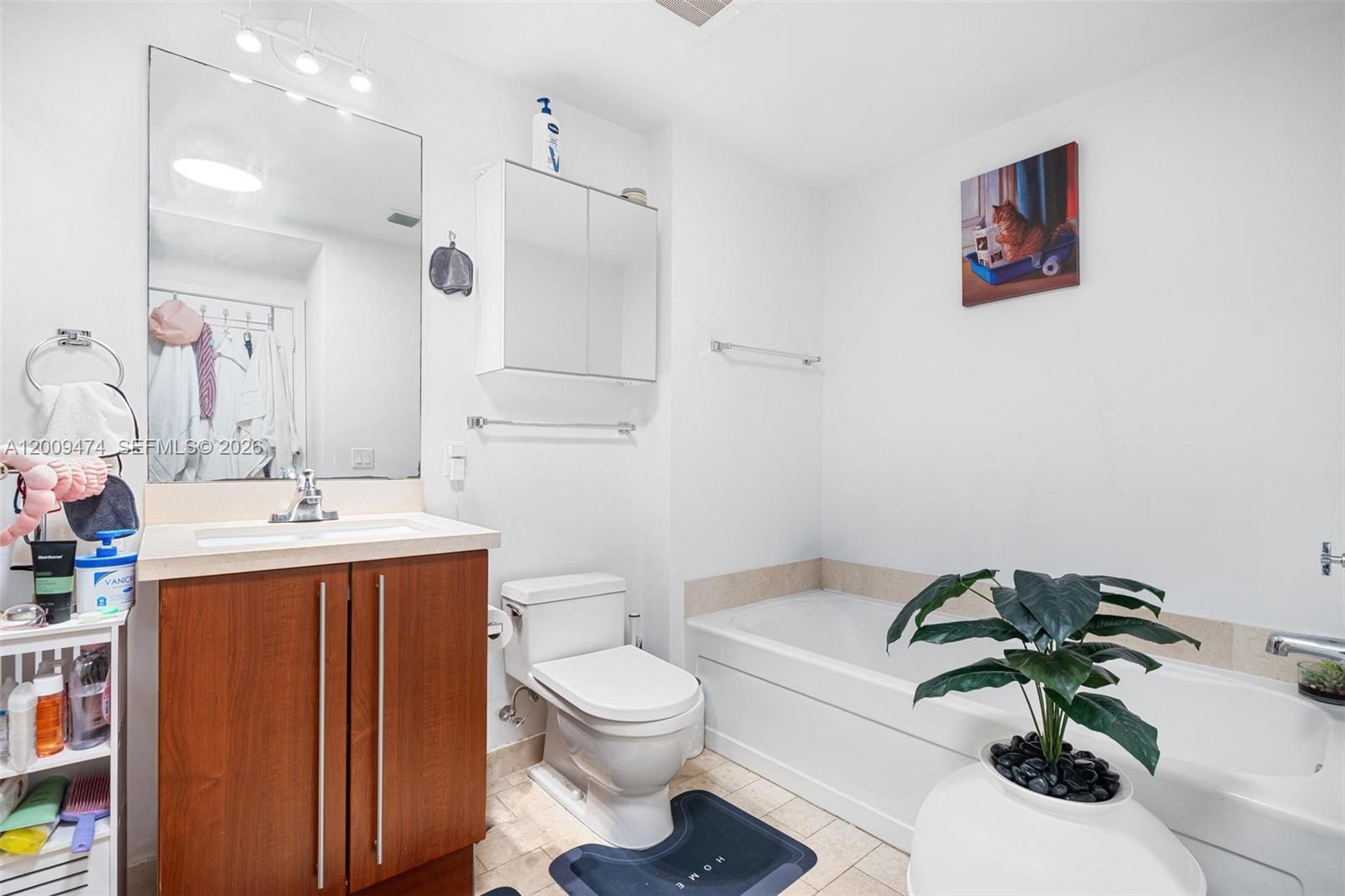 79 SW 12th St #2908-S, Miami FL 33130
