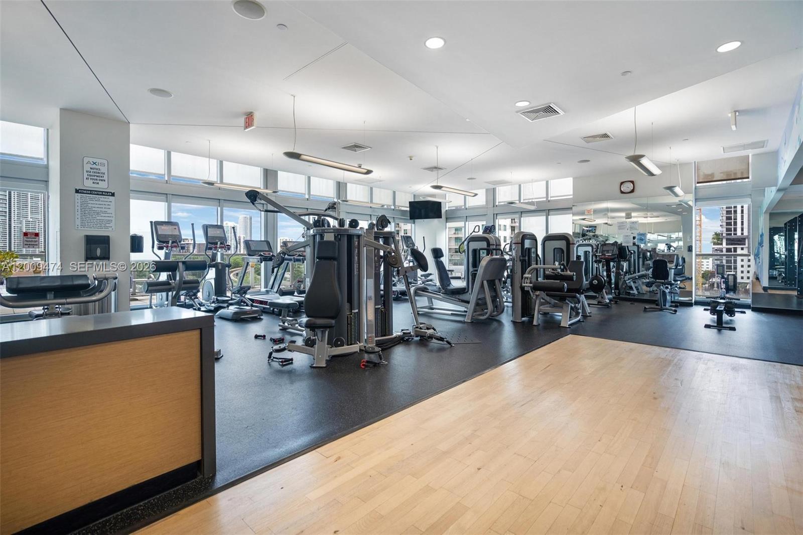 79 SW 12th St #2908-S, Miami FL 33130