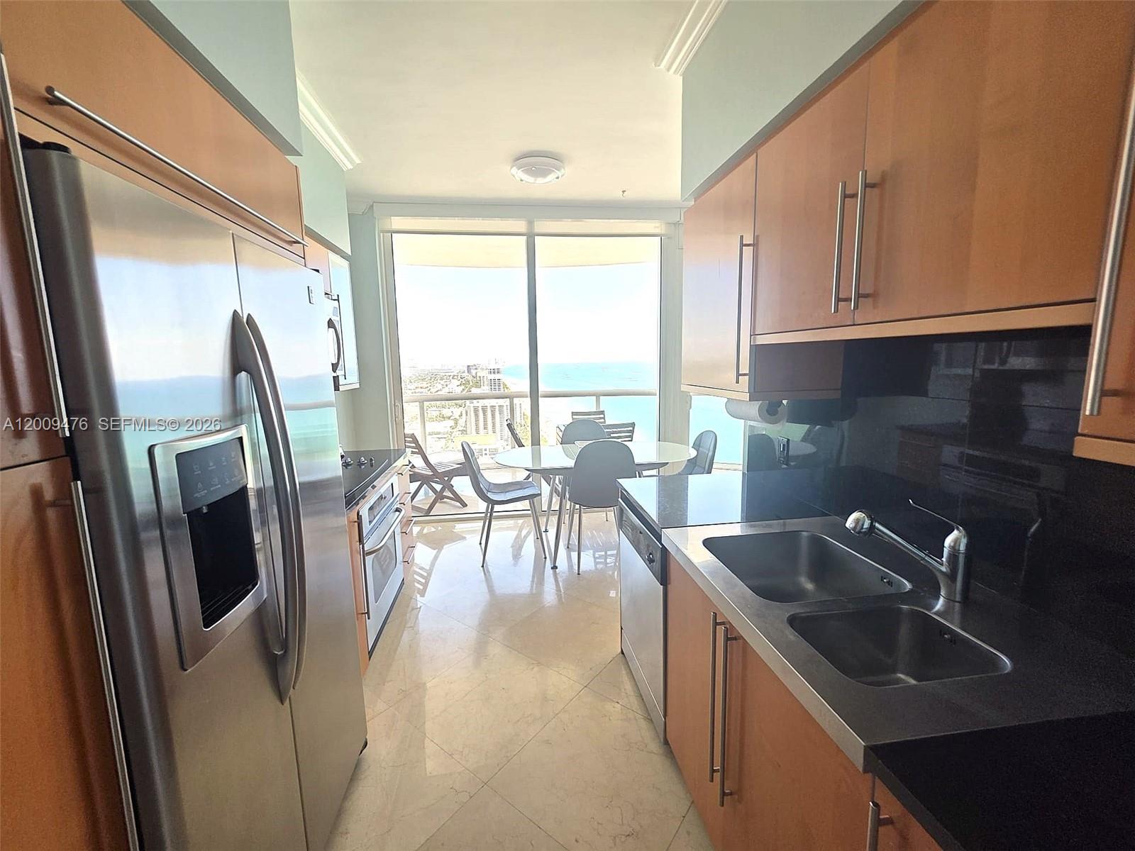 6365 Collins Ave #4311, Miami Beach FL 33141