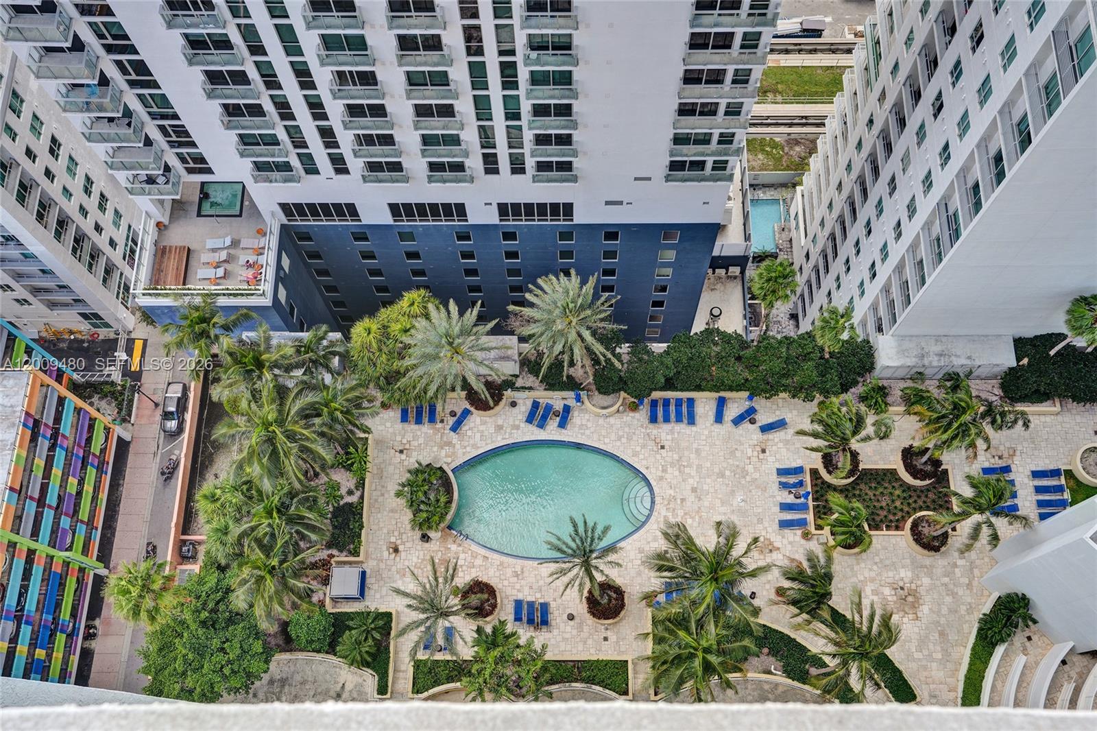 253 NE 2nd St #3304, Miami FL 33132