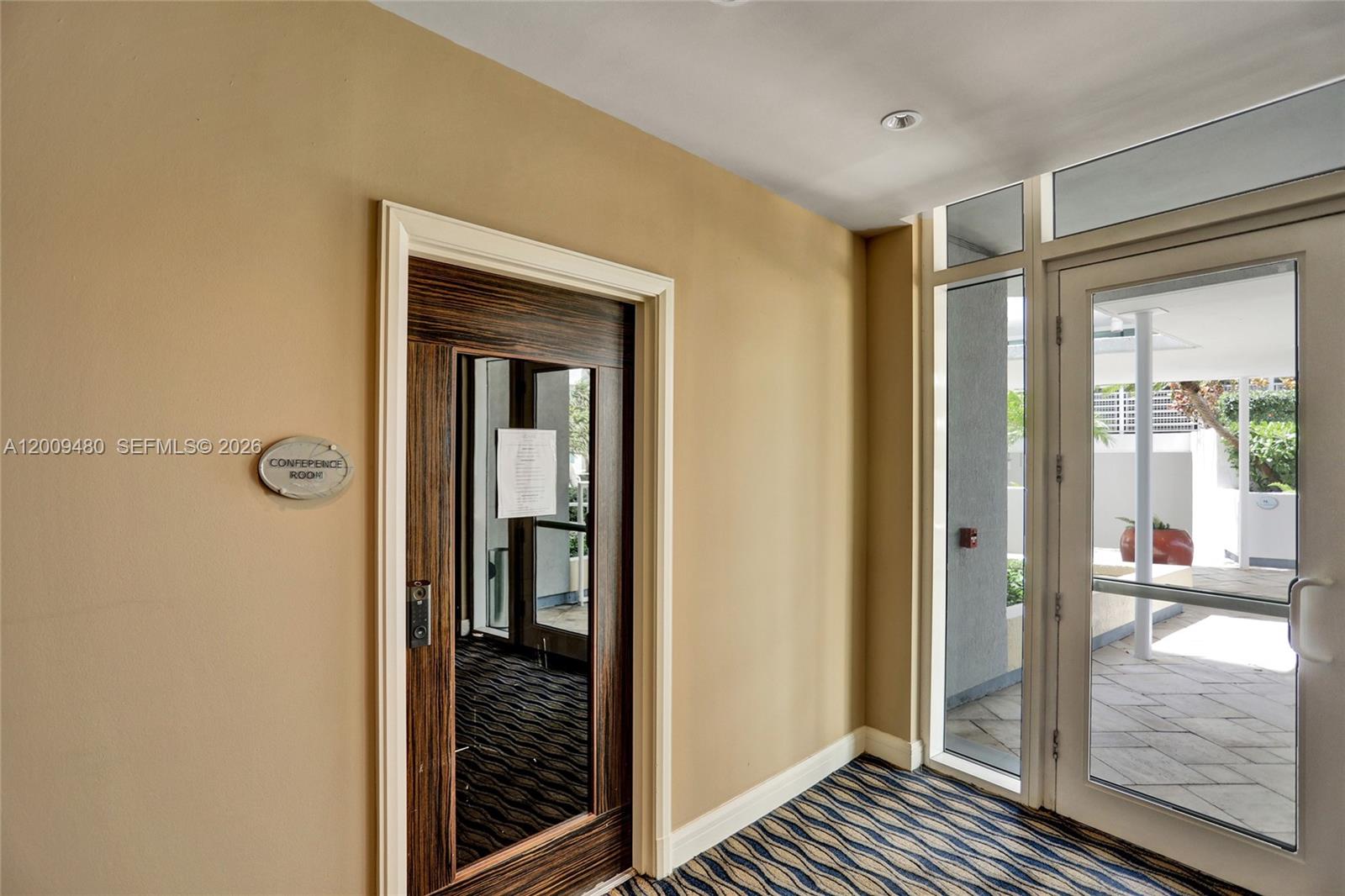 253 NE 2nd St #3304, Miami FL 33132