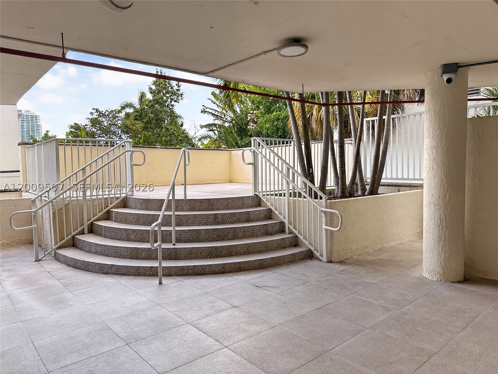 280 SW 20th Rd #904, Miami FL 33129