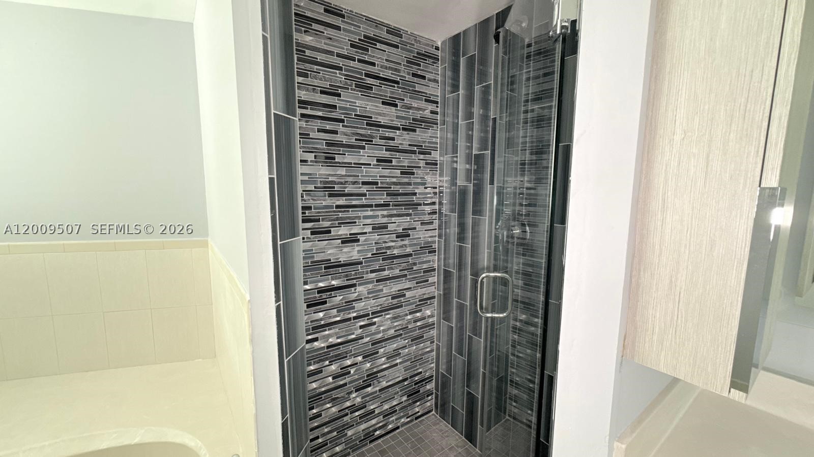 280 SW 20th Rd #904, Miami FL 33129