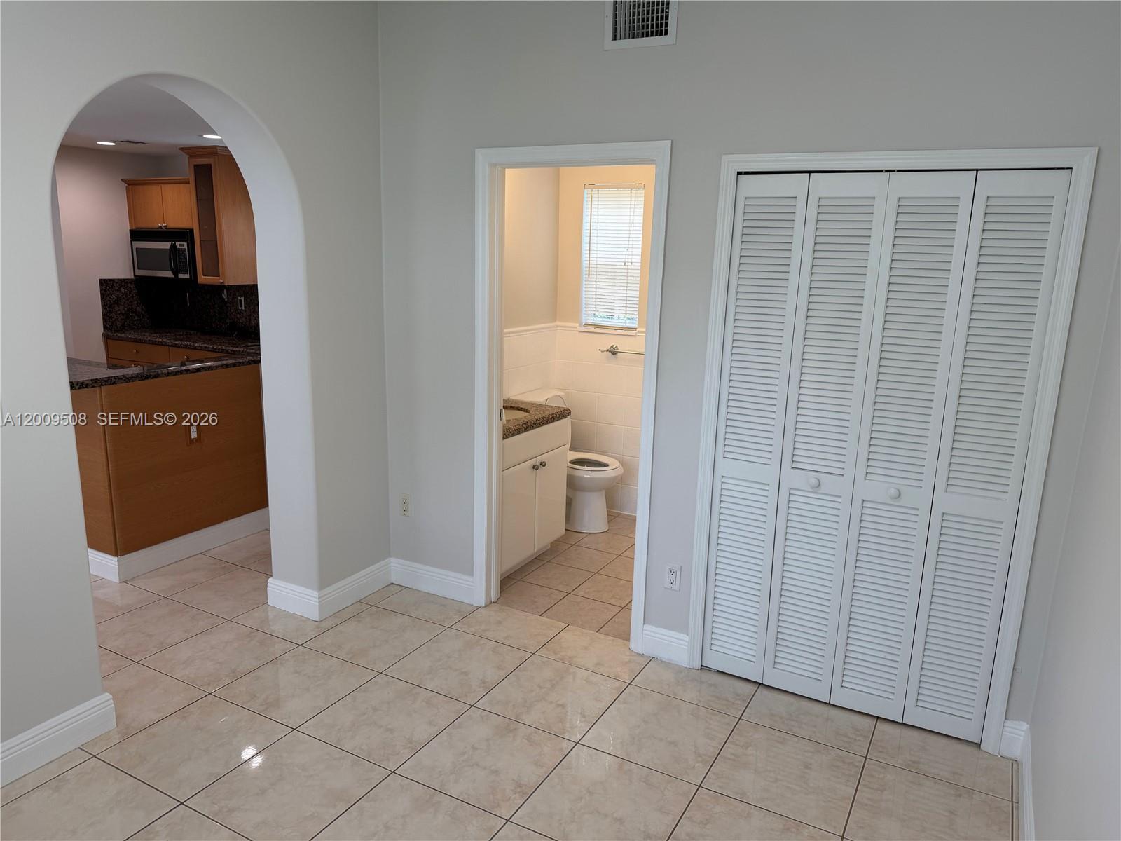 533 Minorca Ave, Coral Gables FL 33134
