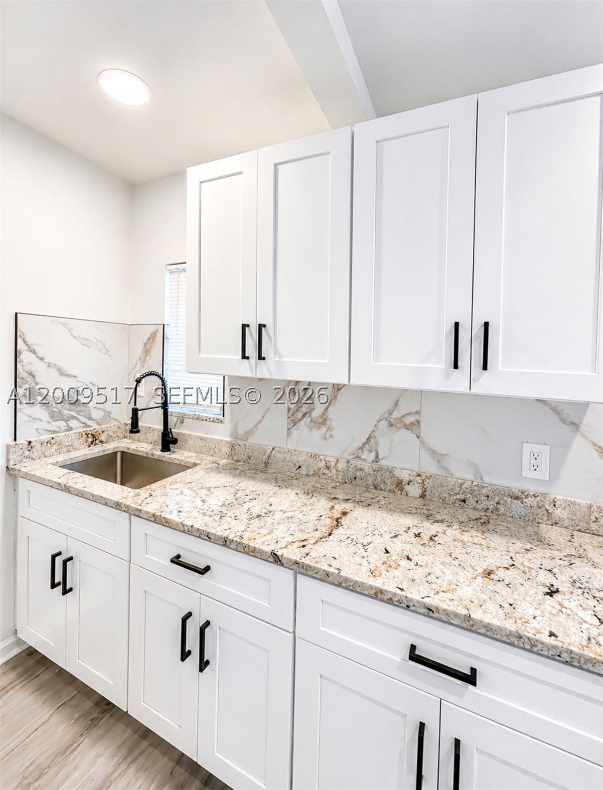1121 NE 2nd St #205, Fort Lauderdale FL 33301