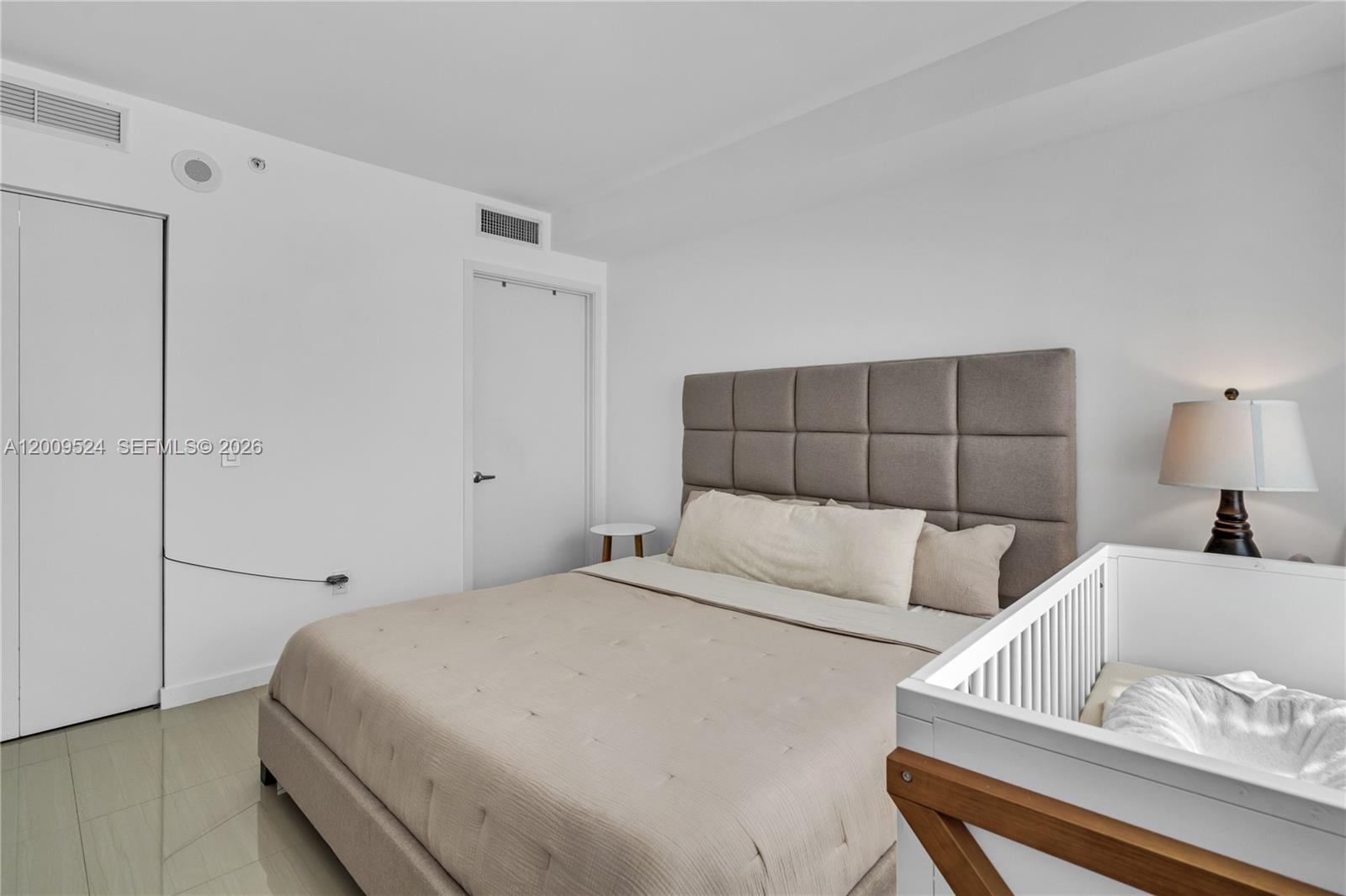 31 SE 6th St #702, Miami FL 33131