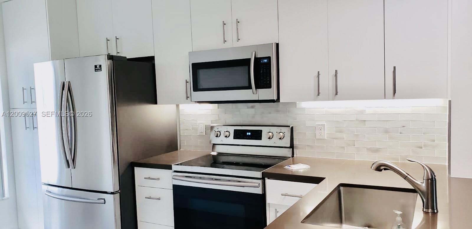 16691 Hemingway Dr #16691, Weston FL 33326