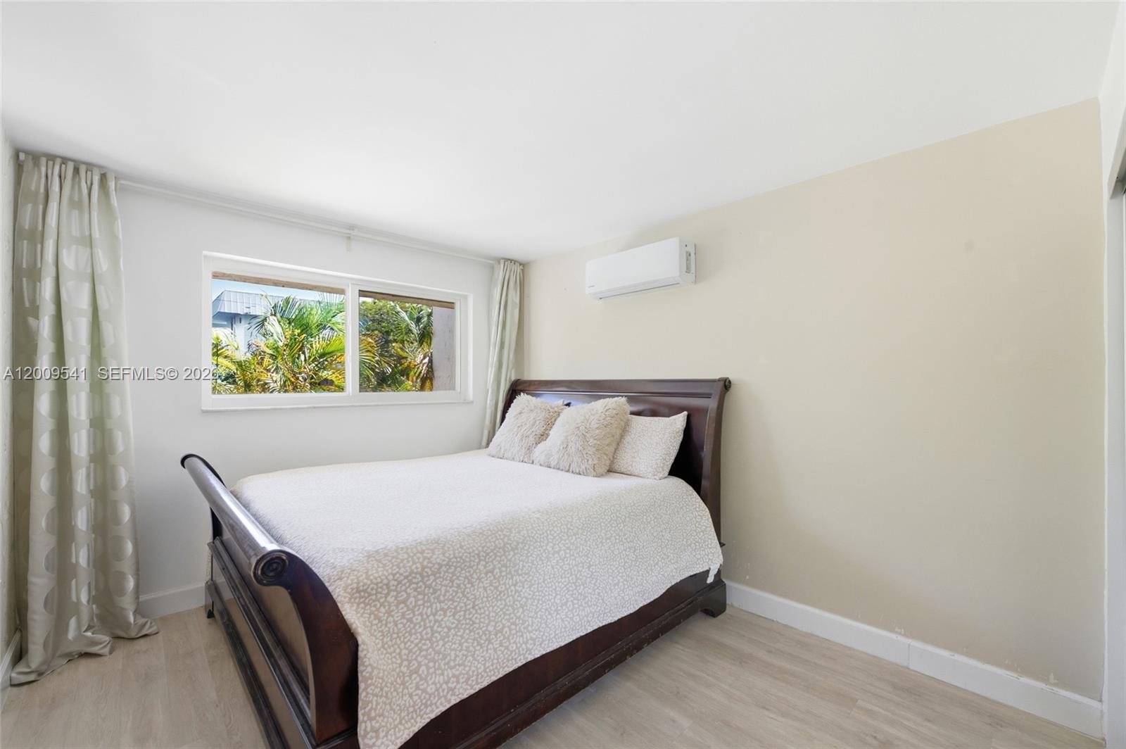 3819 170th St #B-1, North Miami Beach FL 33160