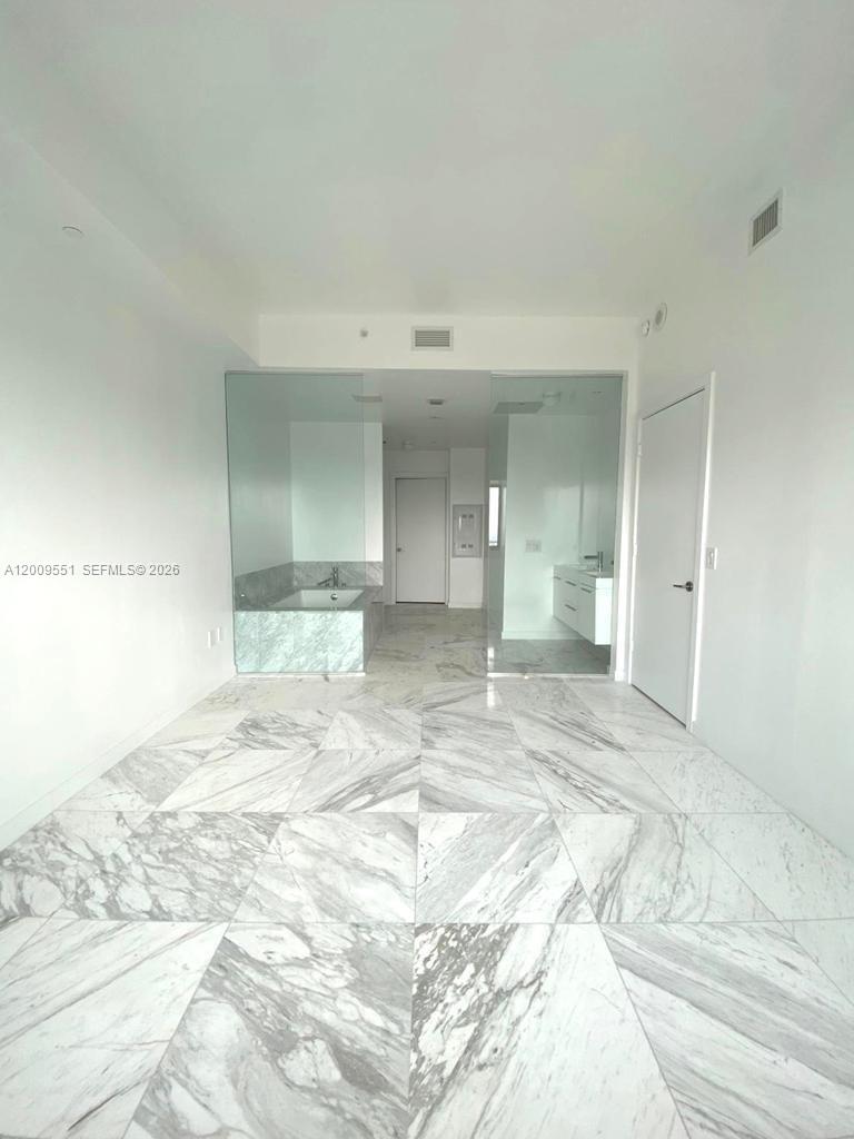 480 NE 31st St #2403, Miami FL 33137