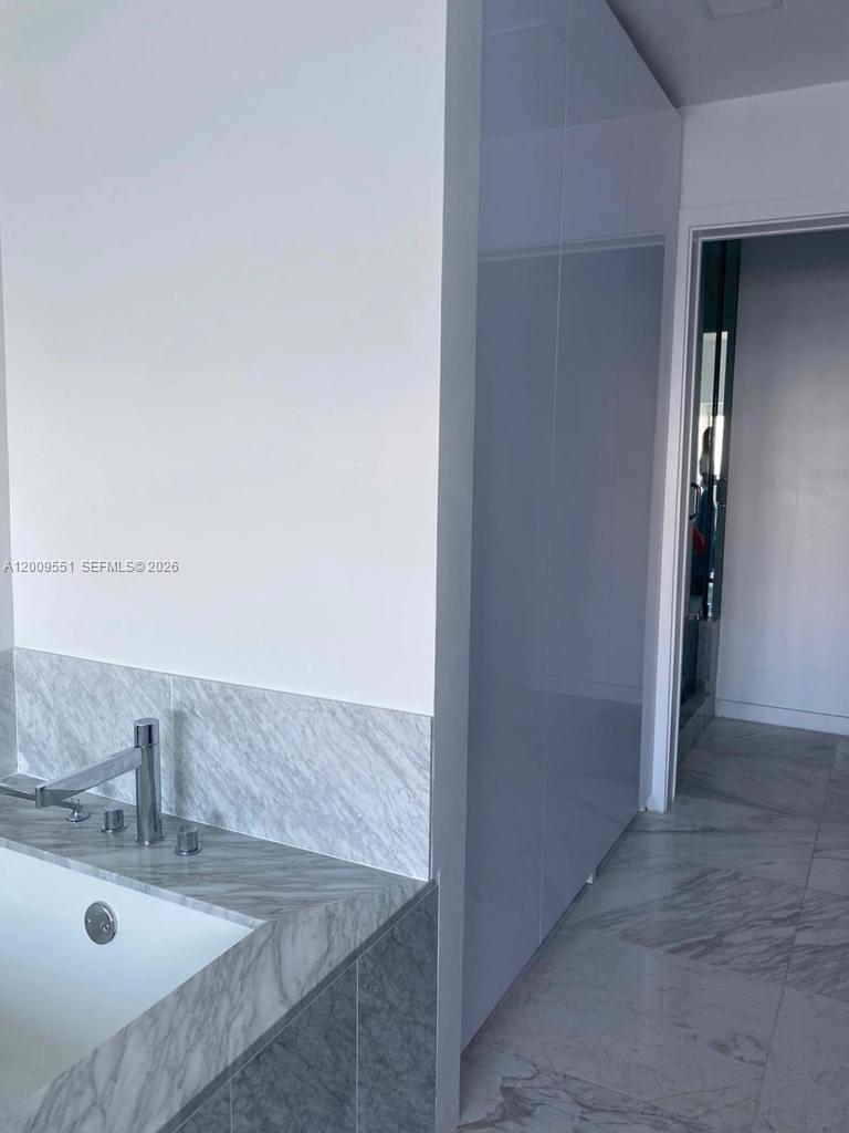 480 NE 31st St #2403, Miami FL 33137
