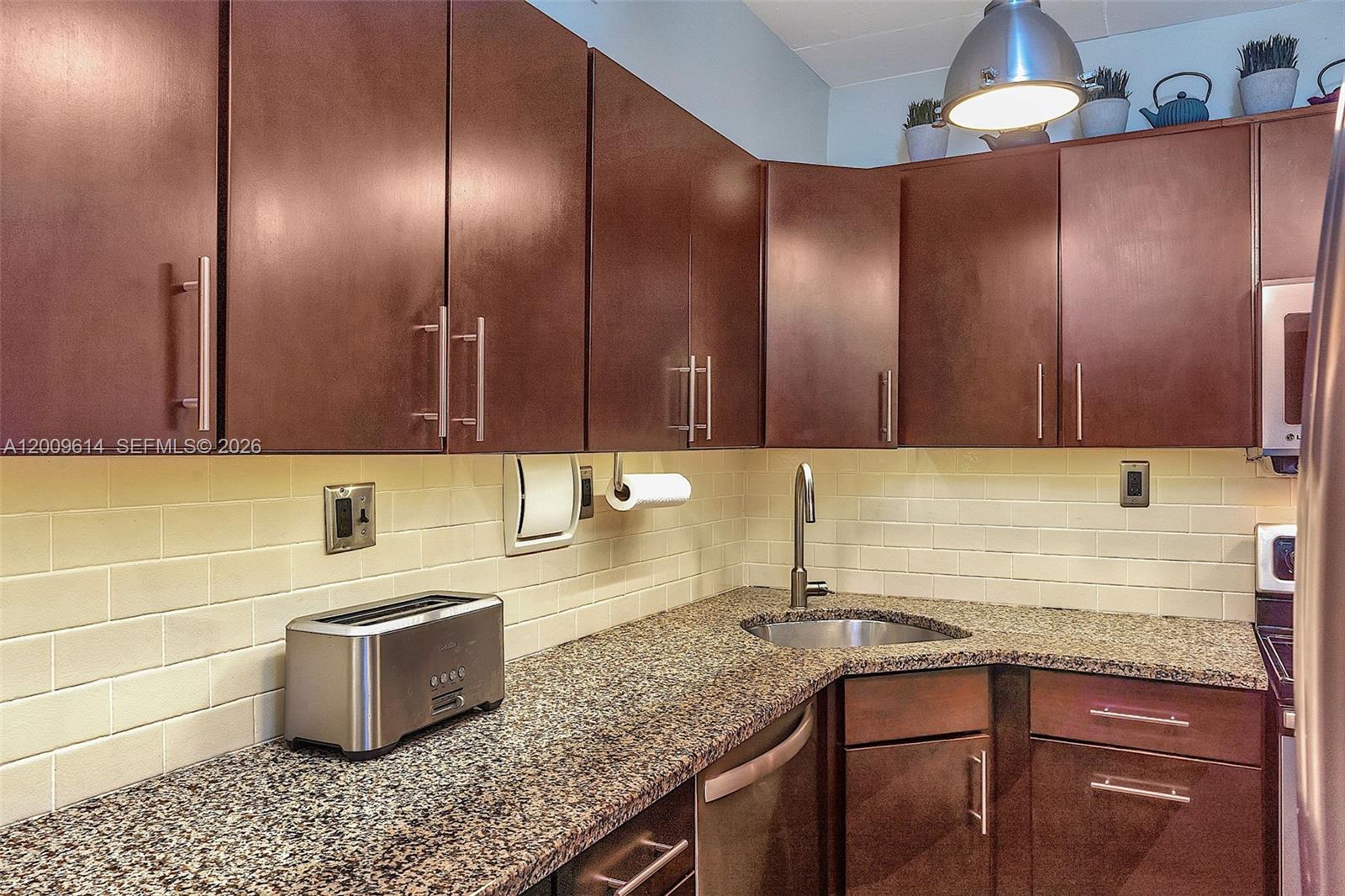 1200 West Ave #423, Miami Beach FL 33139