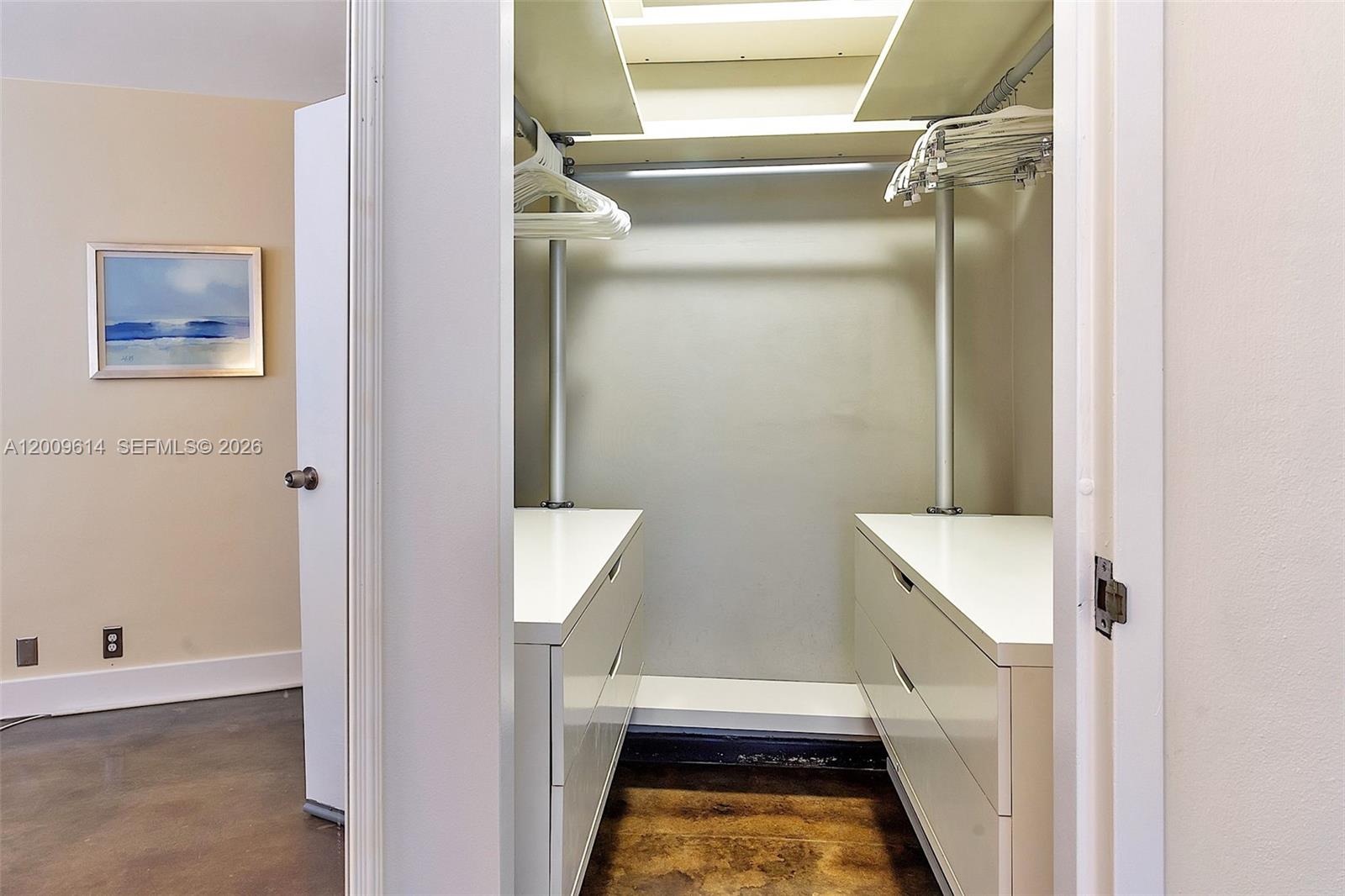 1200 West Ave #423, Miami Beach FL 33139