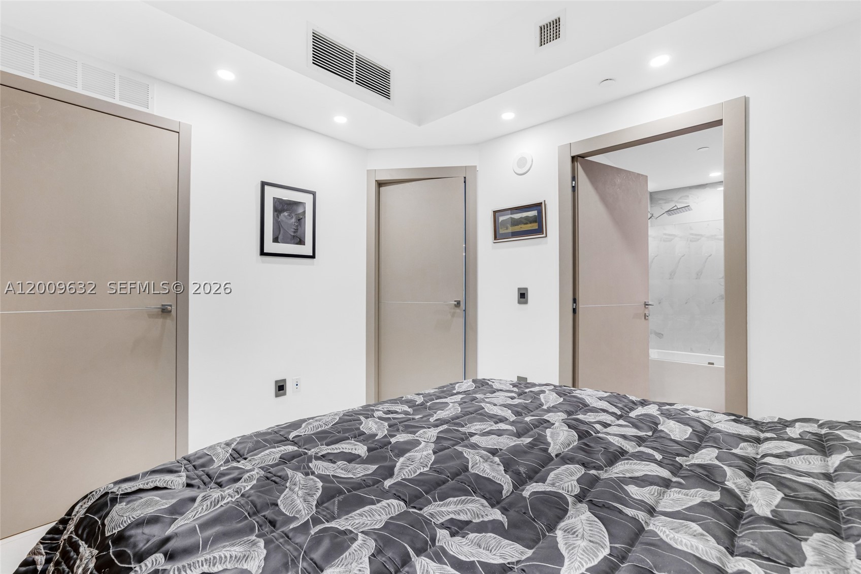 851 NE 1st Ave #1408, Miami FL 33132