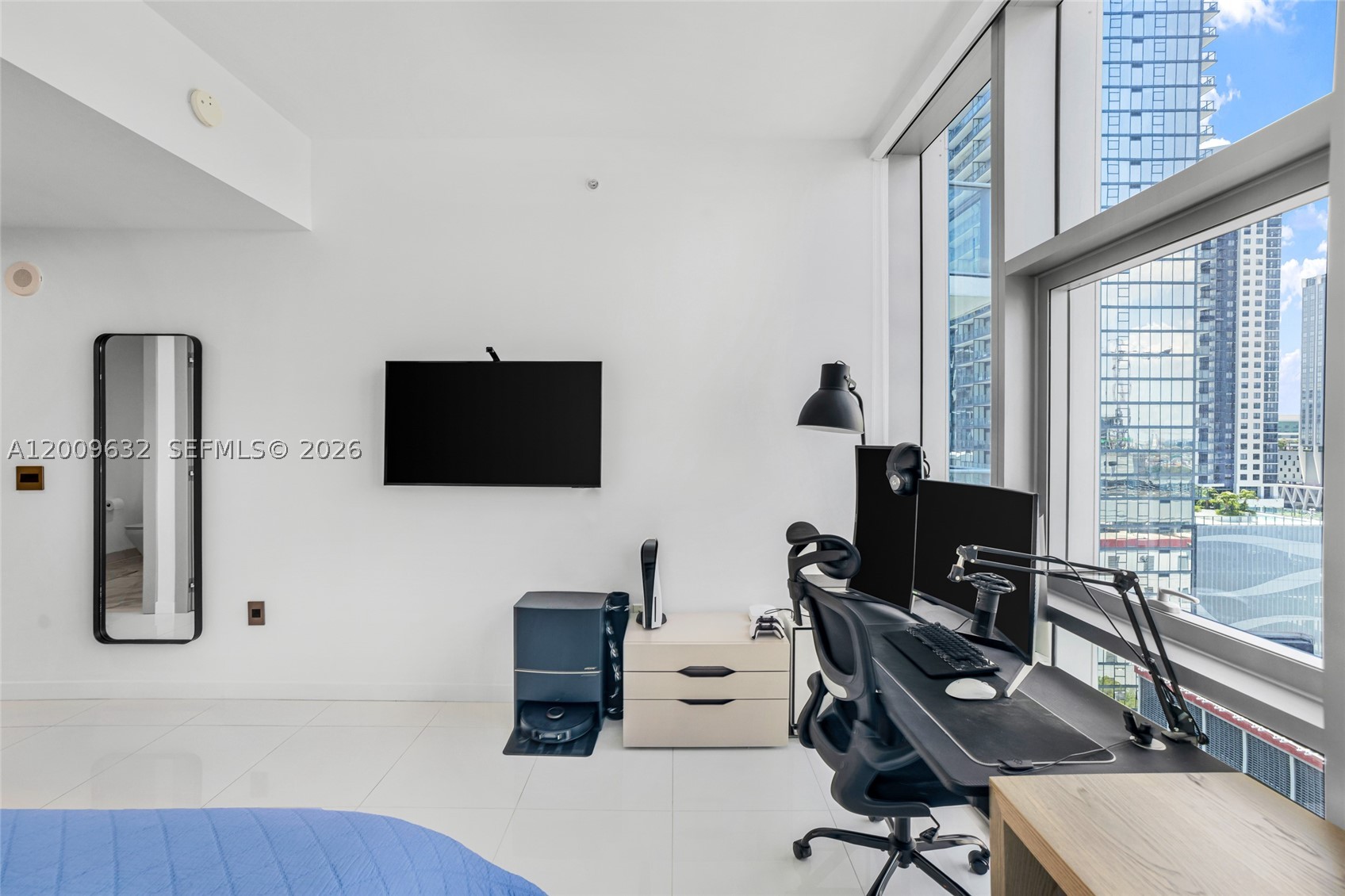 851 NE 1st Ave #1408, Miami FL 33132