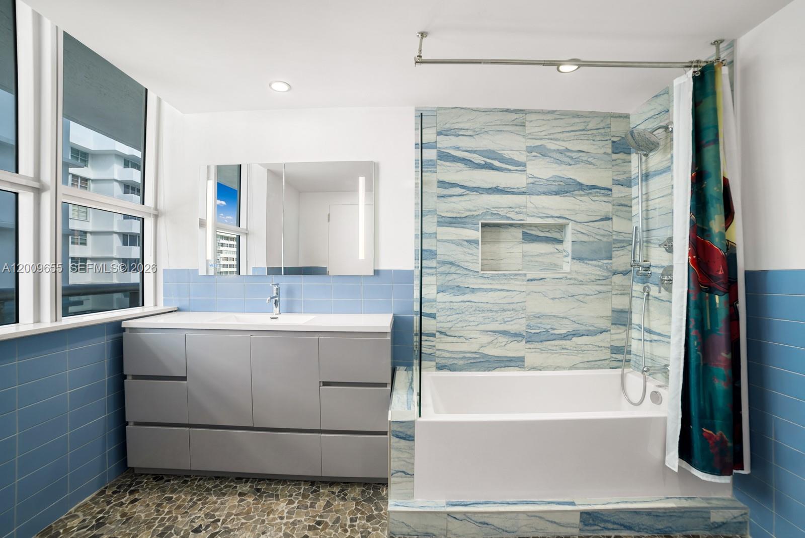 5801 Collins Ave #1200, Miami Beach FL 33140