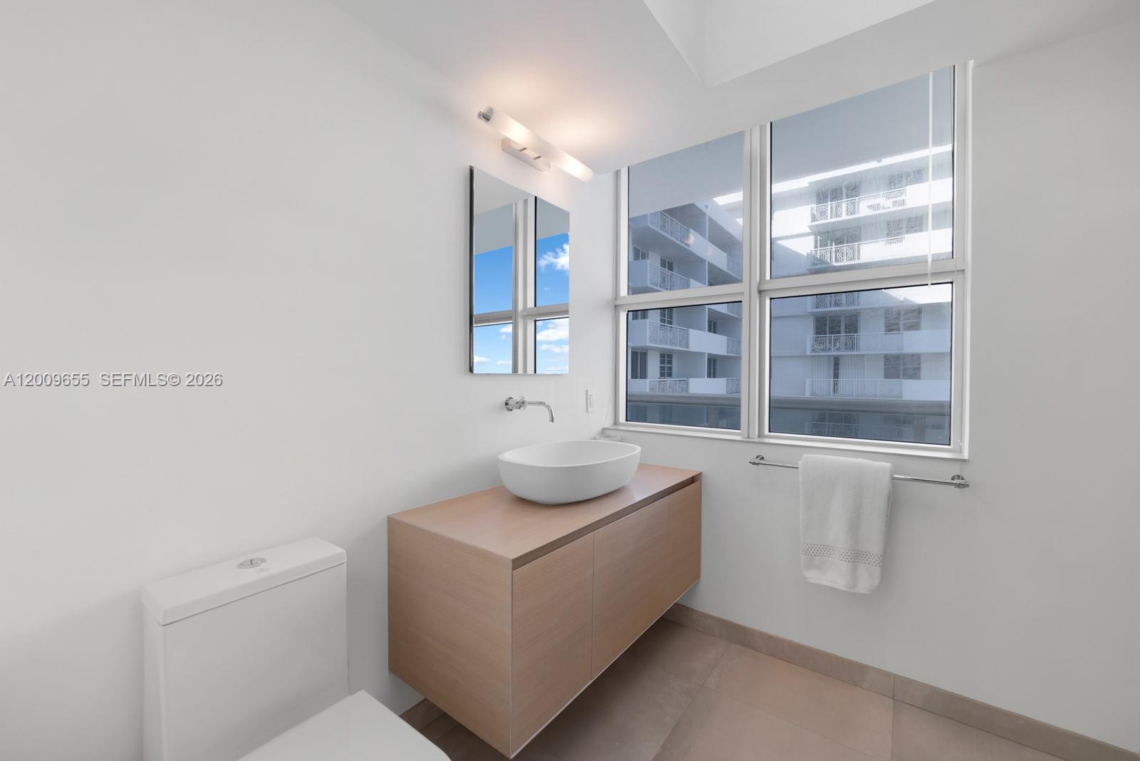 5801 Collins Ave #1200, Miami Beach FL 33140