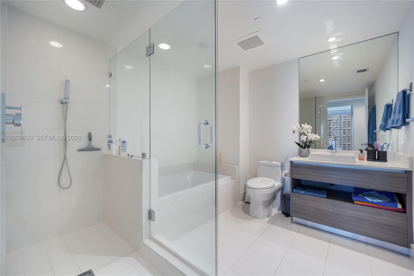 1100 Miami Ave #2808, Miami FL 33130