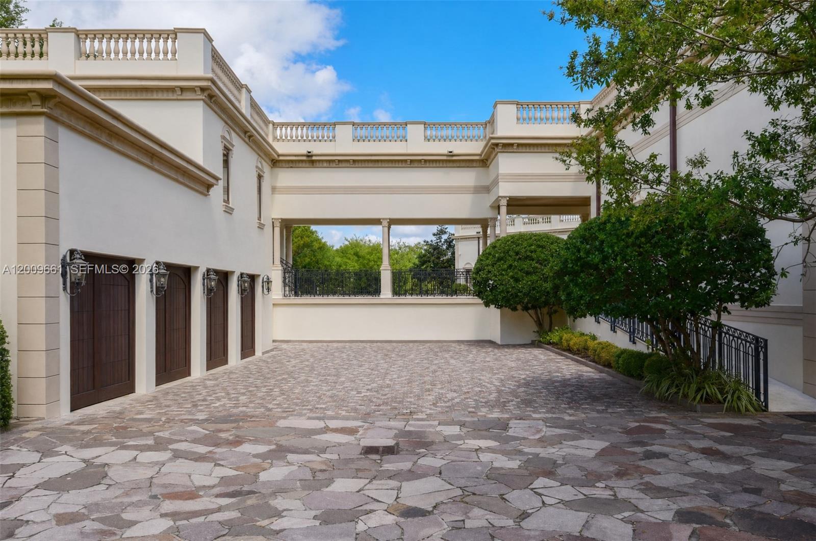5801 Moss Ranch Rd, Pinecrest FL 33156