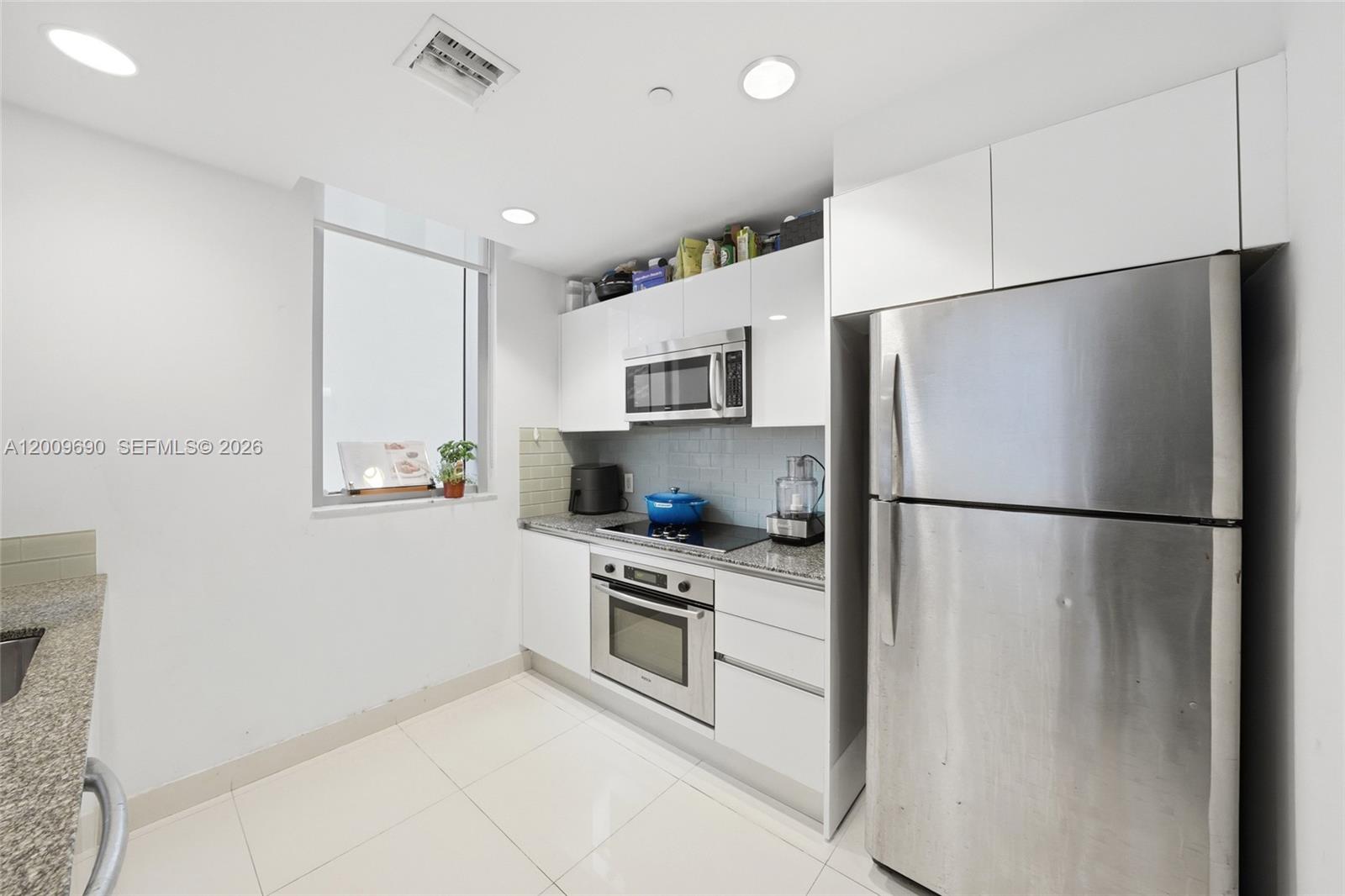 1050 Brickell Ave #1002, Miami FL 33131