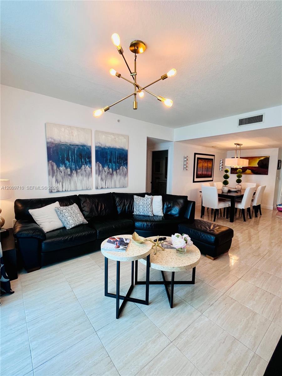 1250 S Miami Ave #1903, Miami FL 33130