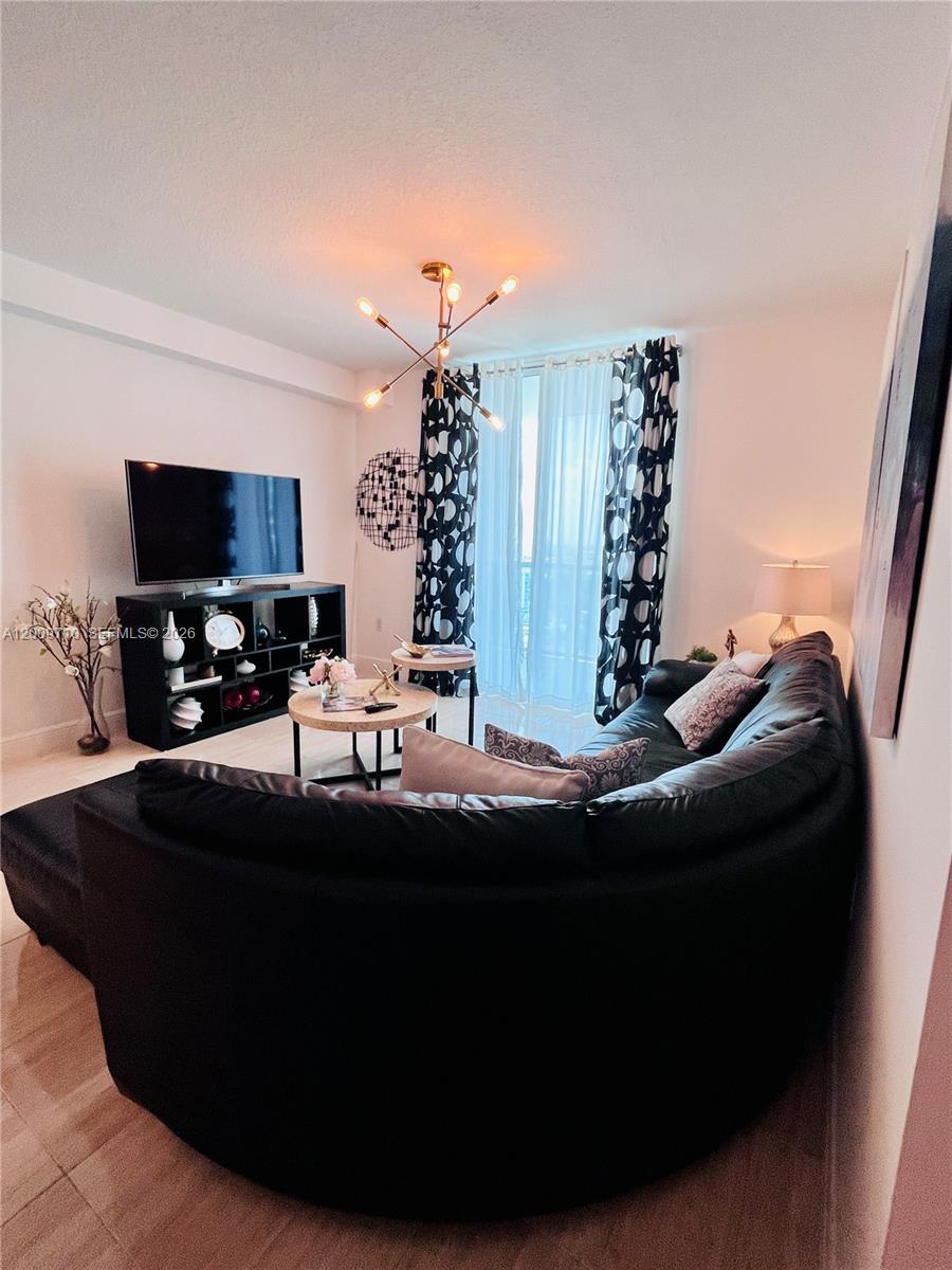 1250 S Miami Ave #1903, Miami FL 33130