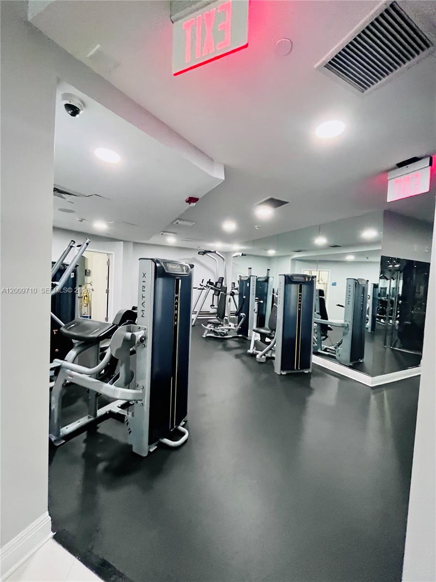 1250 S Miami Ave #1903, Miami FL 33130