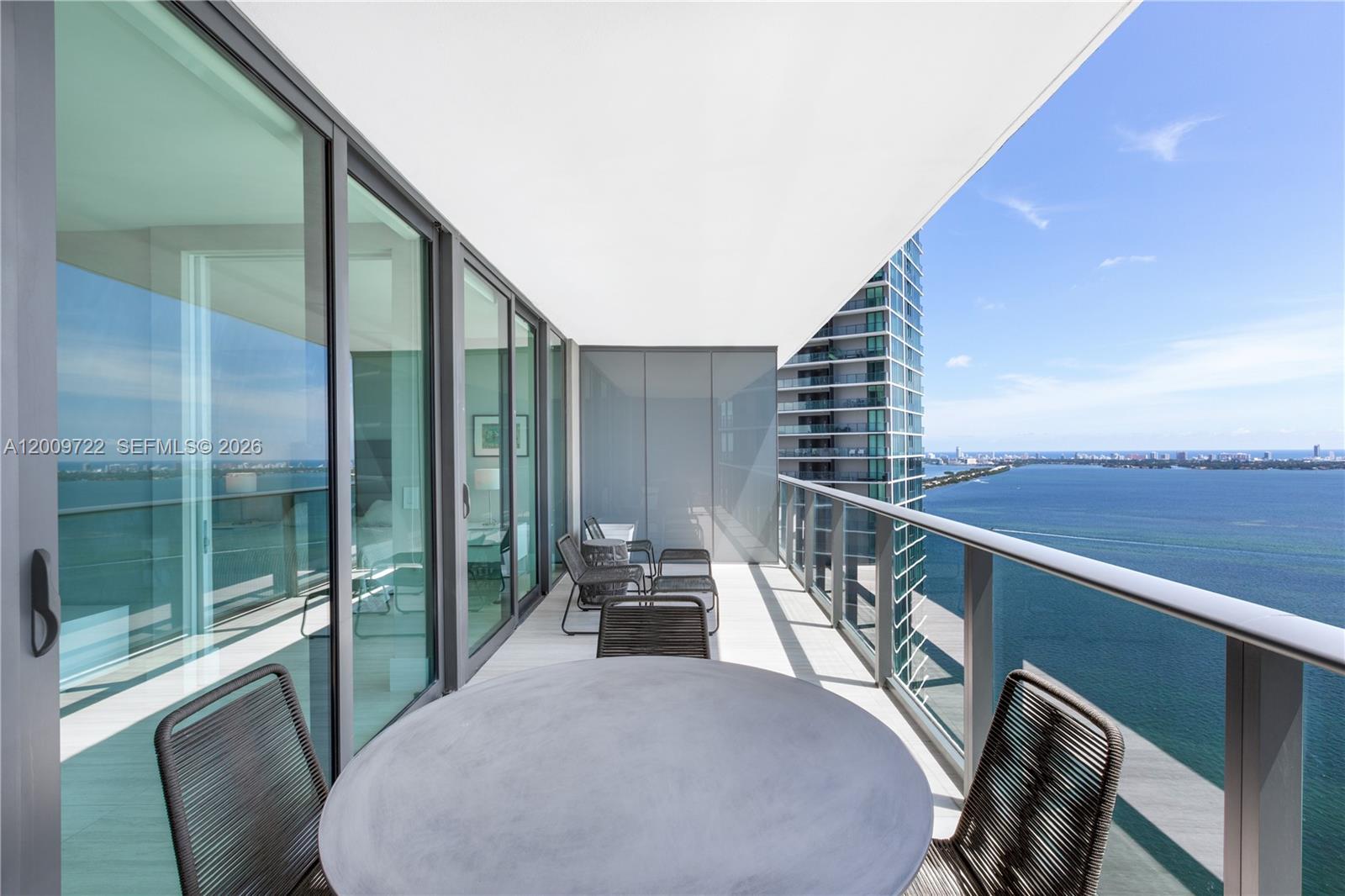 650 NE 32nd St #3903, Miami FL 33137
