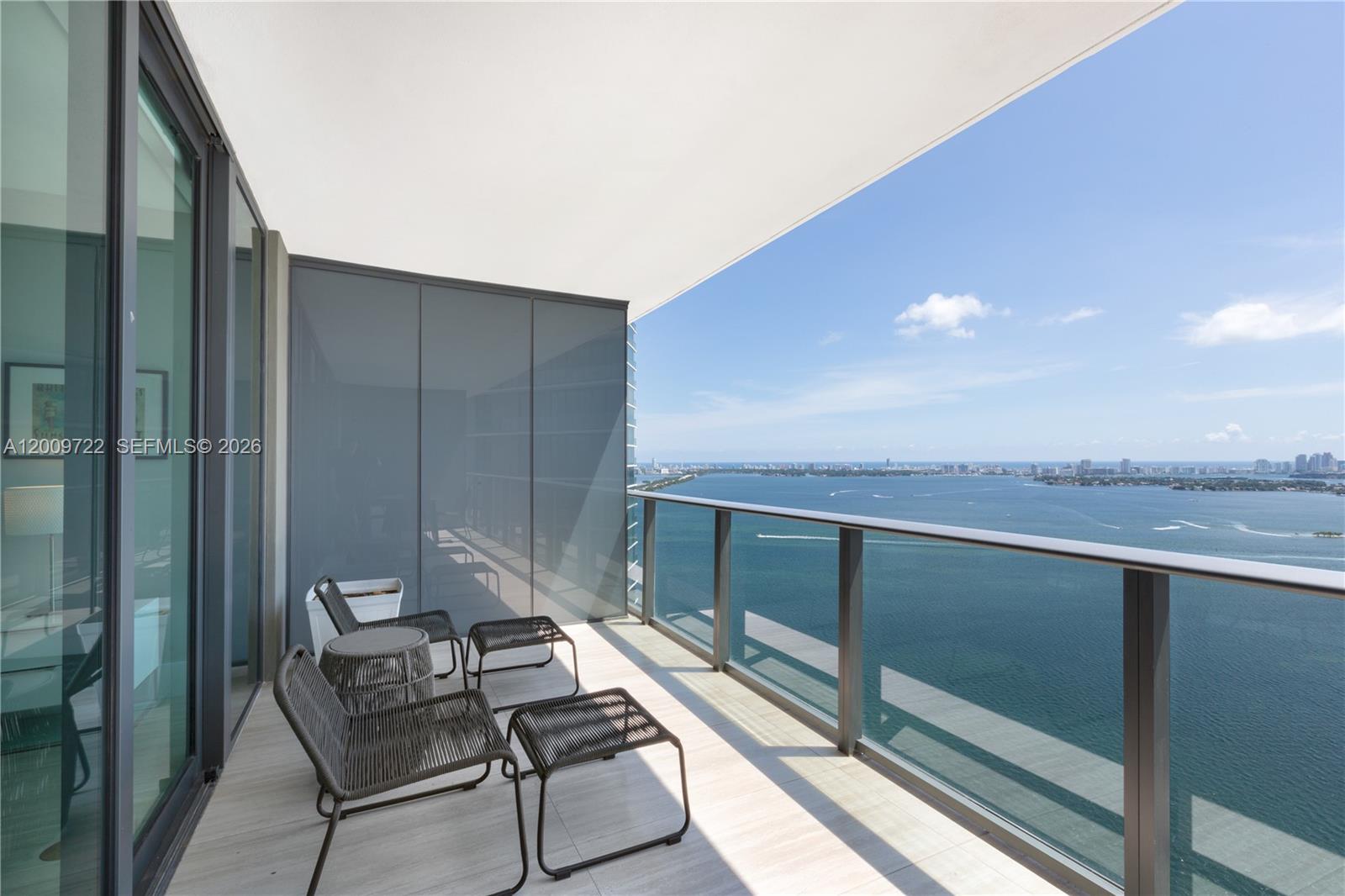650 NE 32nd St #3903, Miami FL 33137