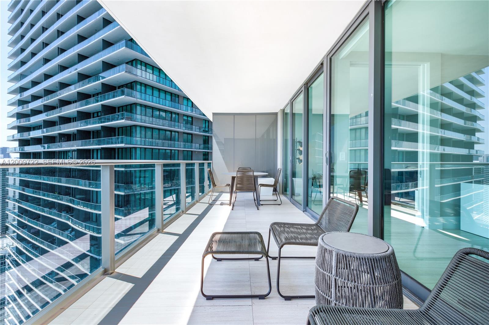 650 NE 32nd St #3903, Miami FL 33137