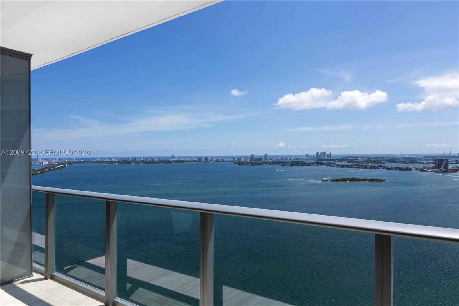 650 NE 32nd St #3903, Miami FL 33137