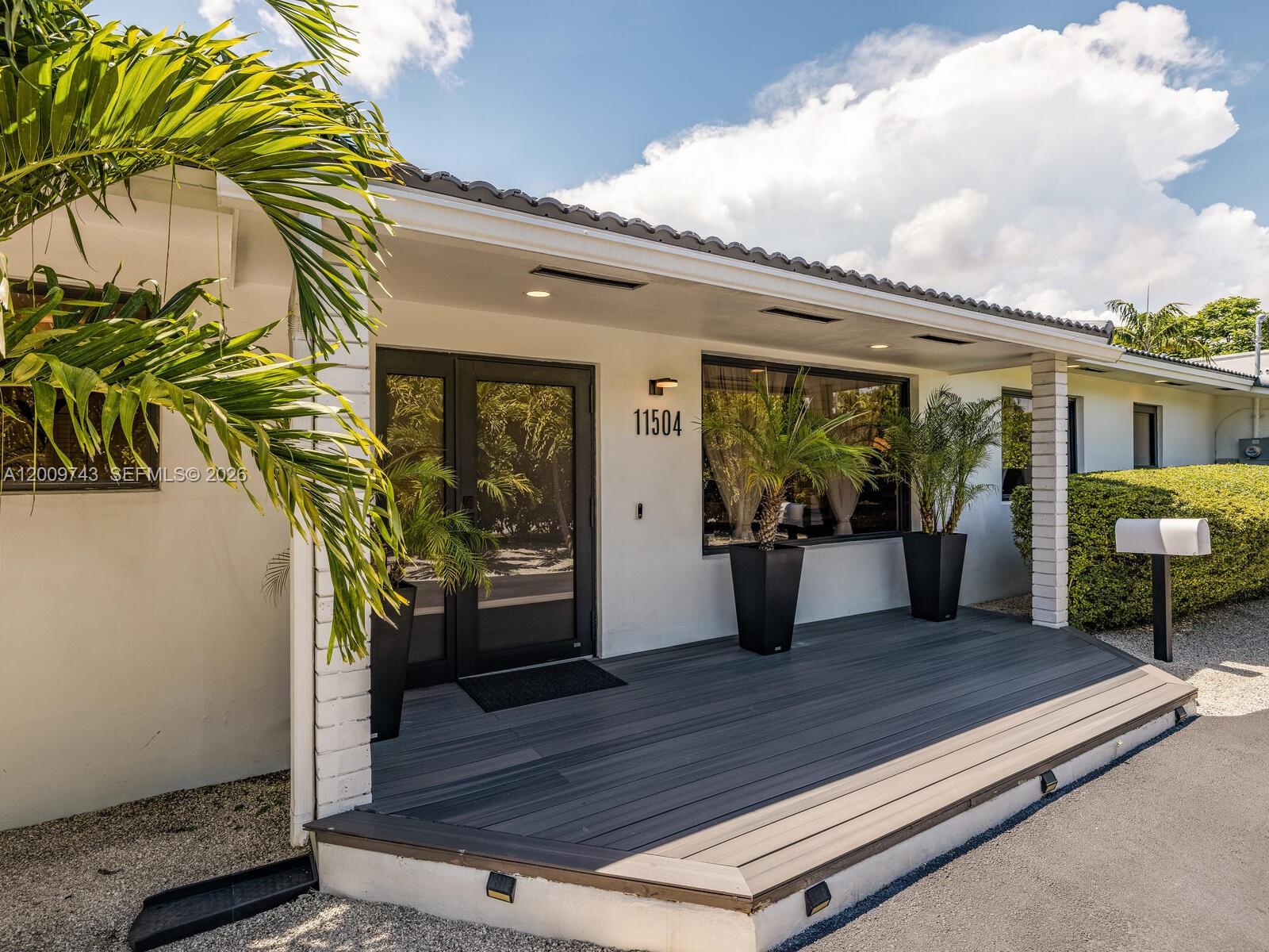 11504 NE 6th Ave, Biscayne Park FL 33161