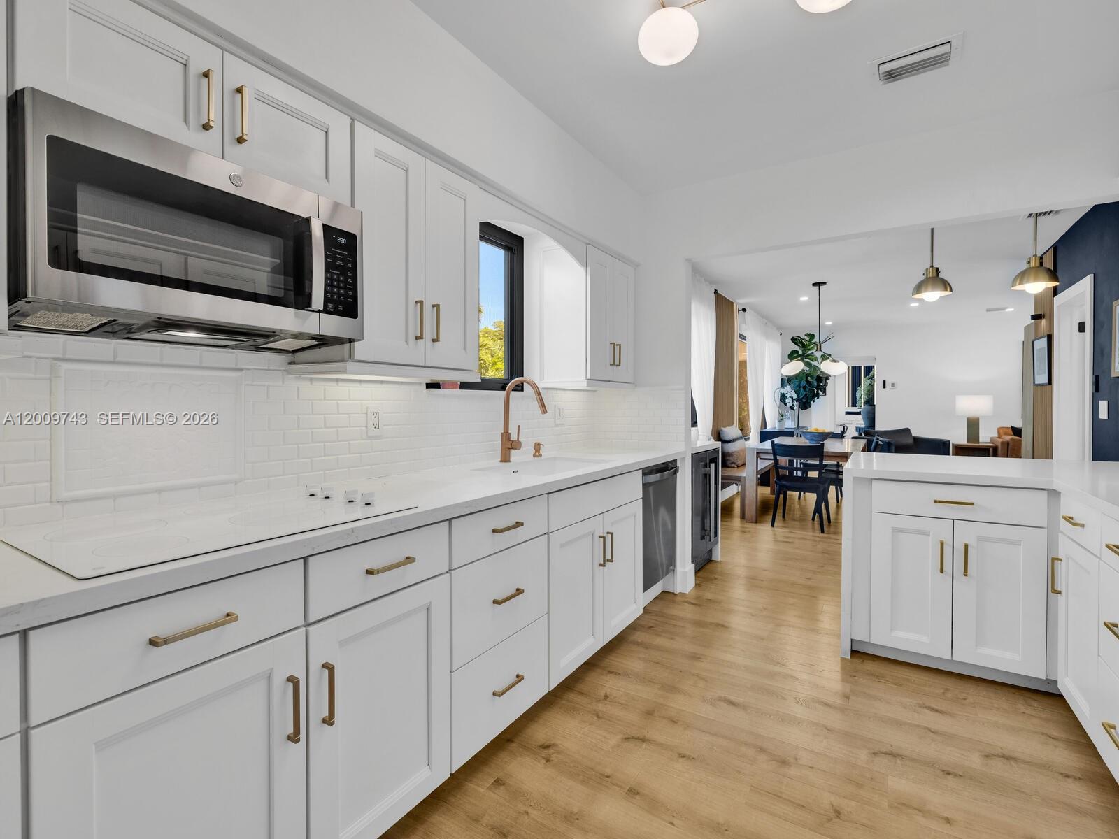 11504 NE 6th Ave, Biscayne Park FL 33161