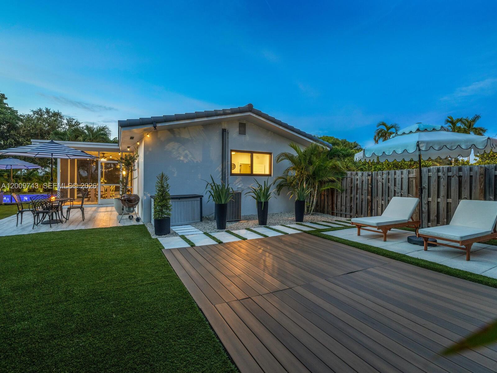 11504 NE 6th Ave, Biscayne Park FL 33161