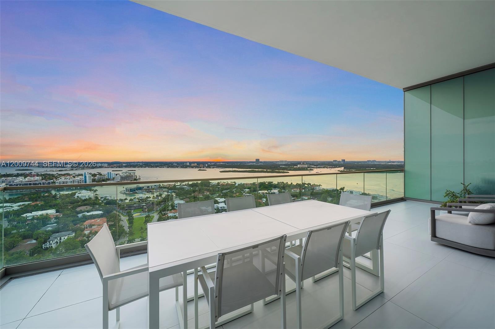 10201 Collins Ave #UPH2803, Bal Harbour FL 33154