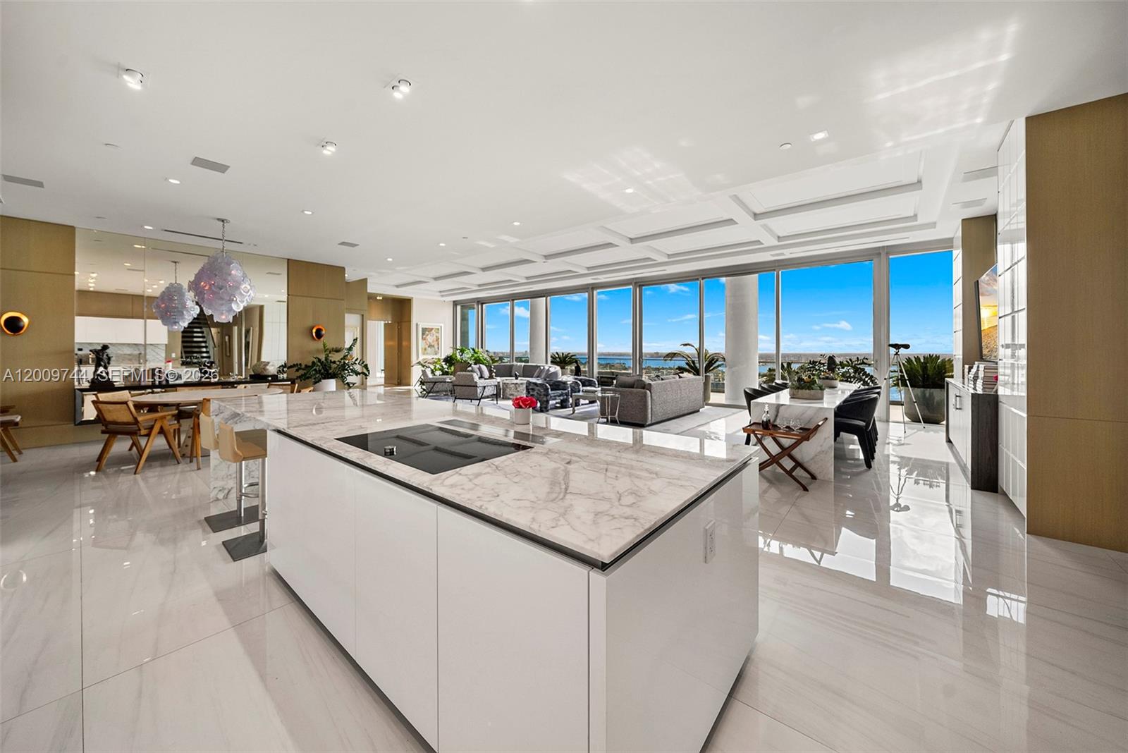 10201 Collins Ave #UPH2803, Bal Harbour FL 33154