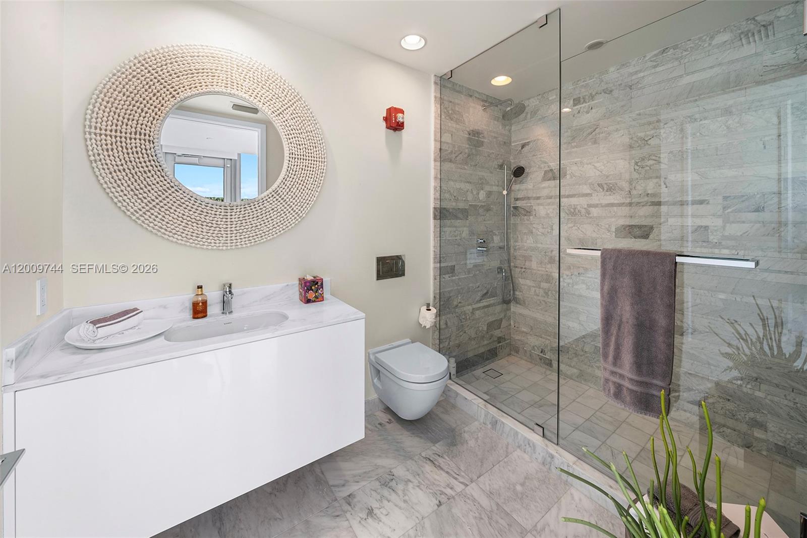 10201 Collins Ave #UPH2803, Bal Harbour FL 33154